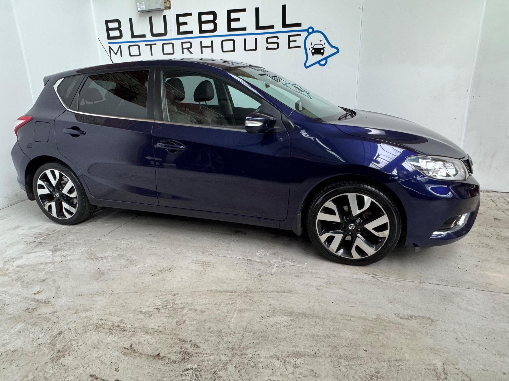 2017 Nissan Pulsar - Thumbnail 9