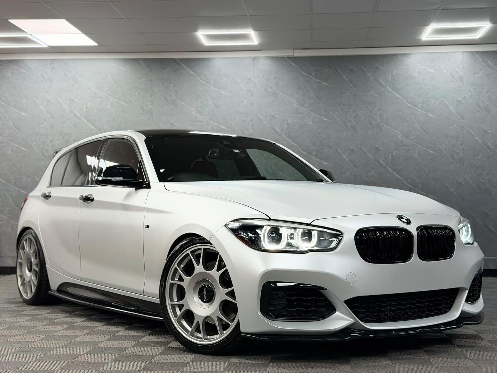 2017 BMW 1 Series - Image 2