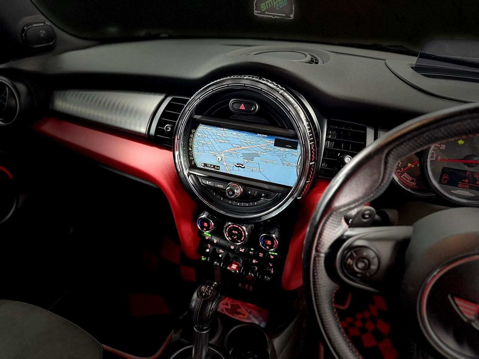 2015 MINI Hatch - Thumbnail 51