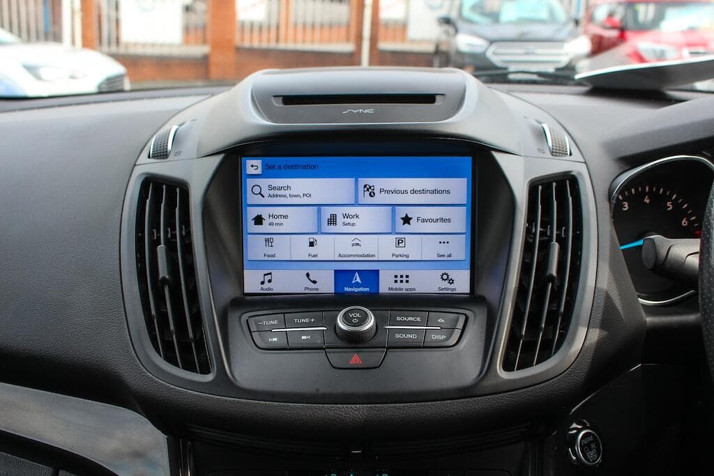 2019 Ford Kuga - Thumbnail 35