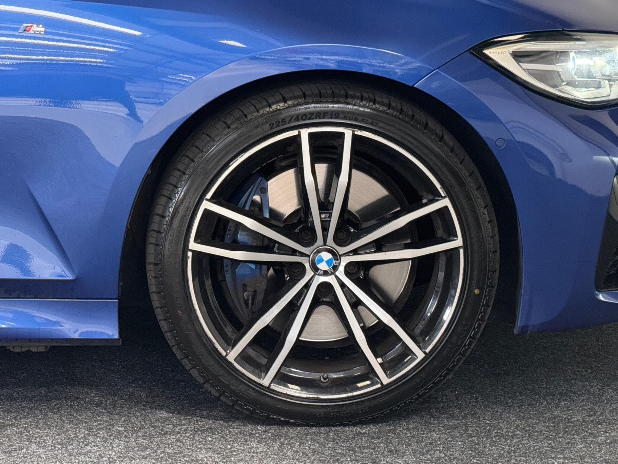 2019 BMW 3 Series - Thumbnail 40