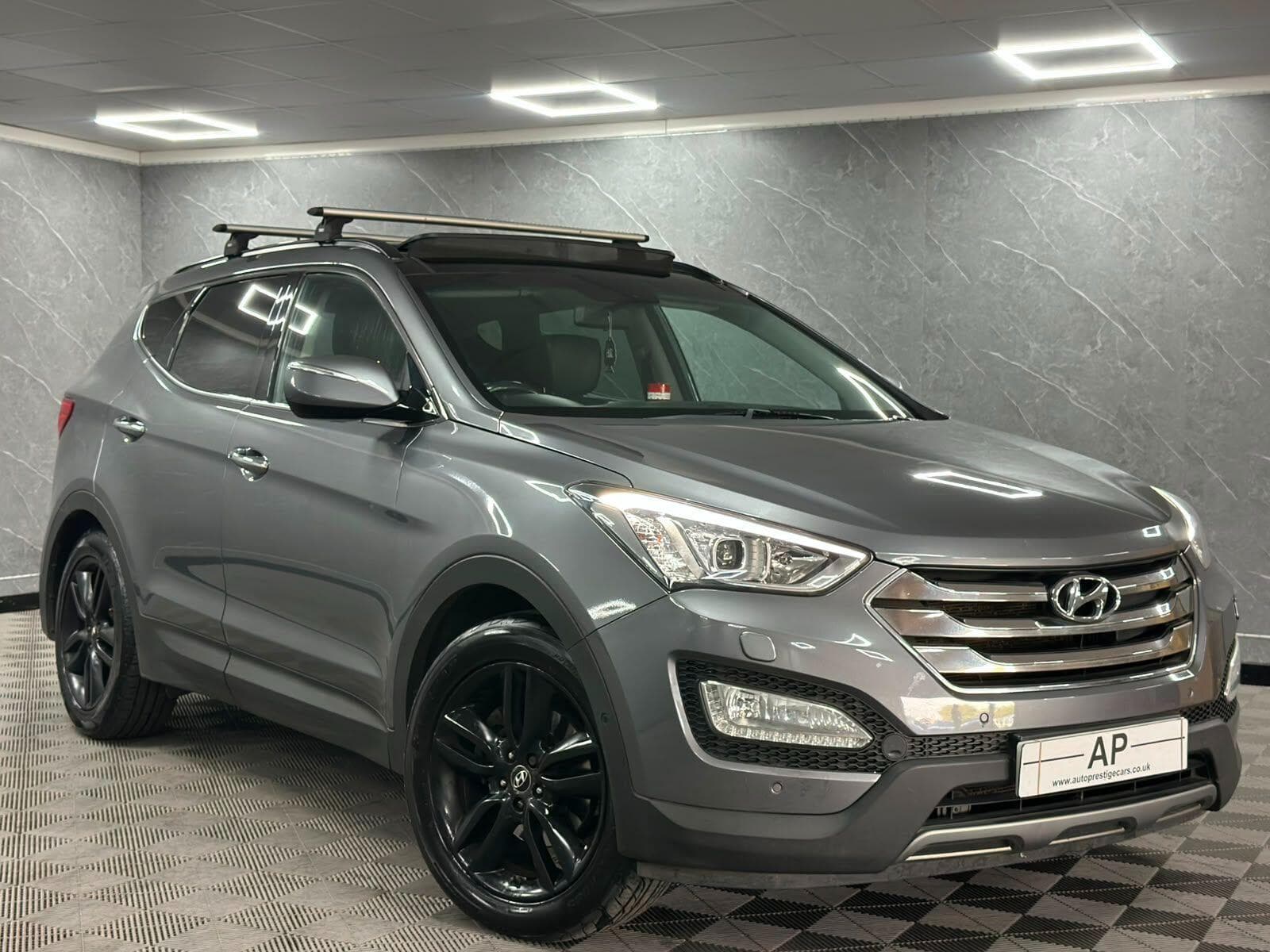 2013 Hyundai Santa Fe - Thumbnail 22