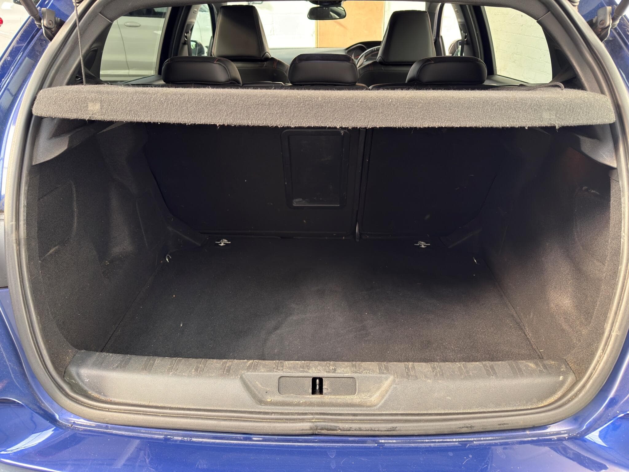 2015 Peugeot 308 - Thumbnail 20