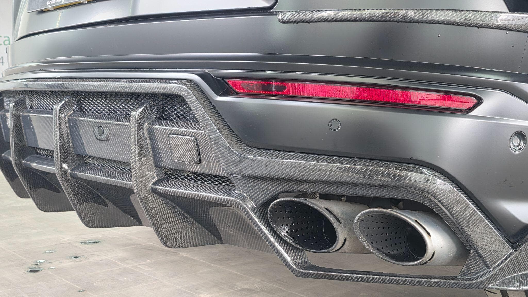 2021 Lamborghini Urus - Thumbnail 22