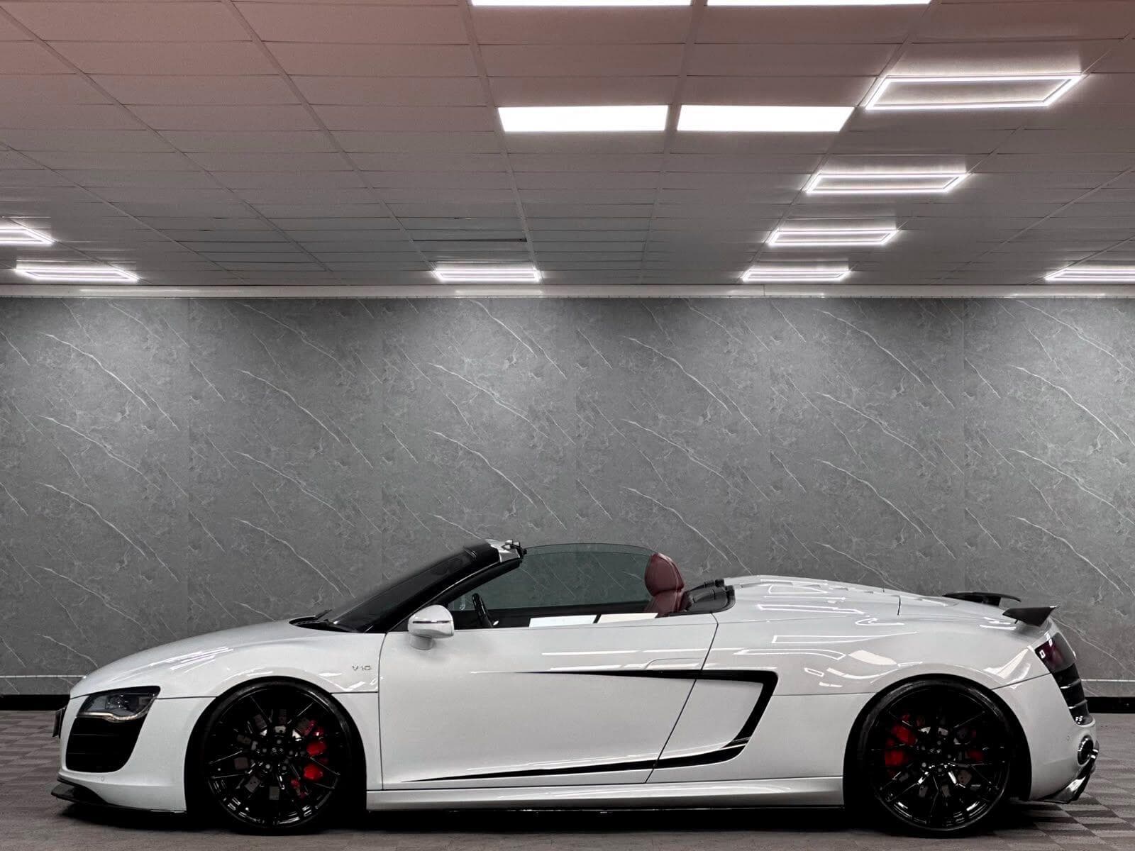 2010 Audi R8 - Thumbnail 37