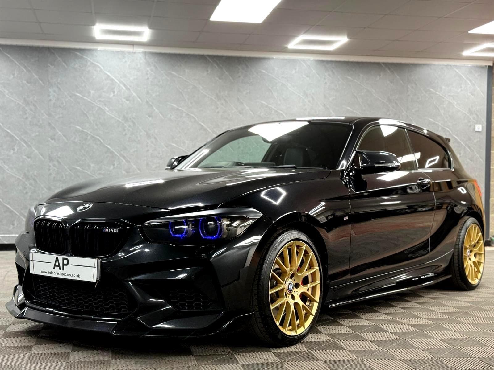 2017 BMW 1 Series - Thumbnail 27
