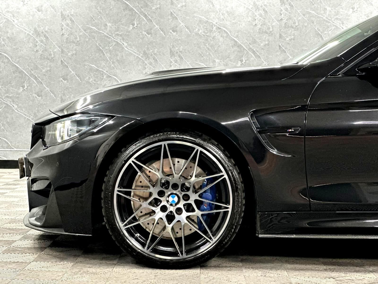 2017 BMW M4 - Thumbnail 14