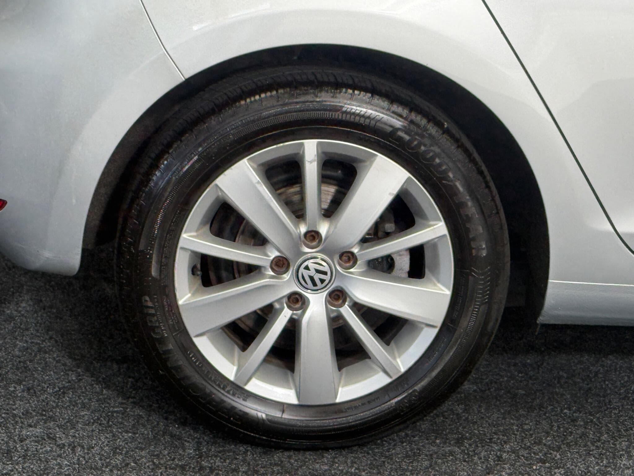 2012 Volkswagen Golf - Thumbnail 39