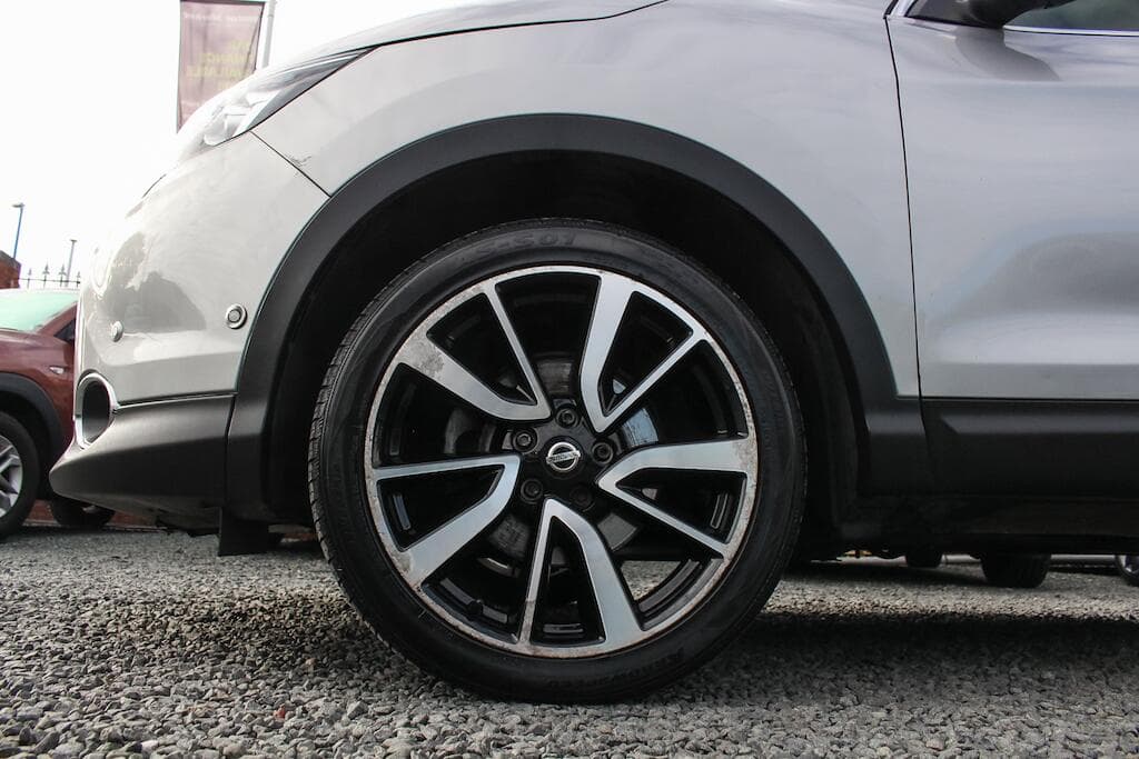 2017 Nissan Qashqai - Thumbnail 13