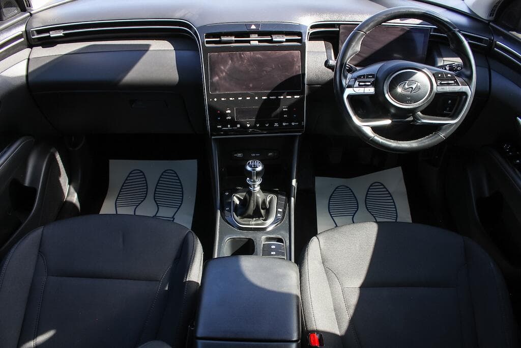 2021 Hyundai TUCSON - Thumbnail 22
