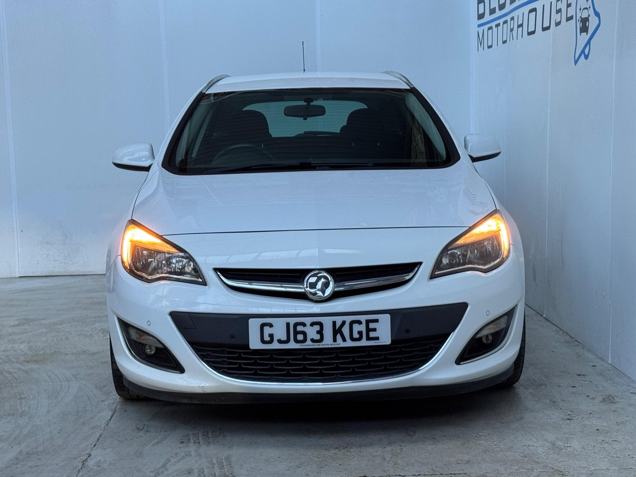 2013 Vauxhall Astra - Image 2