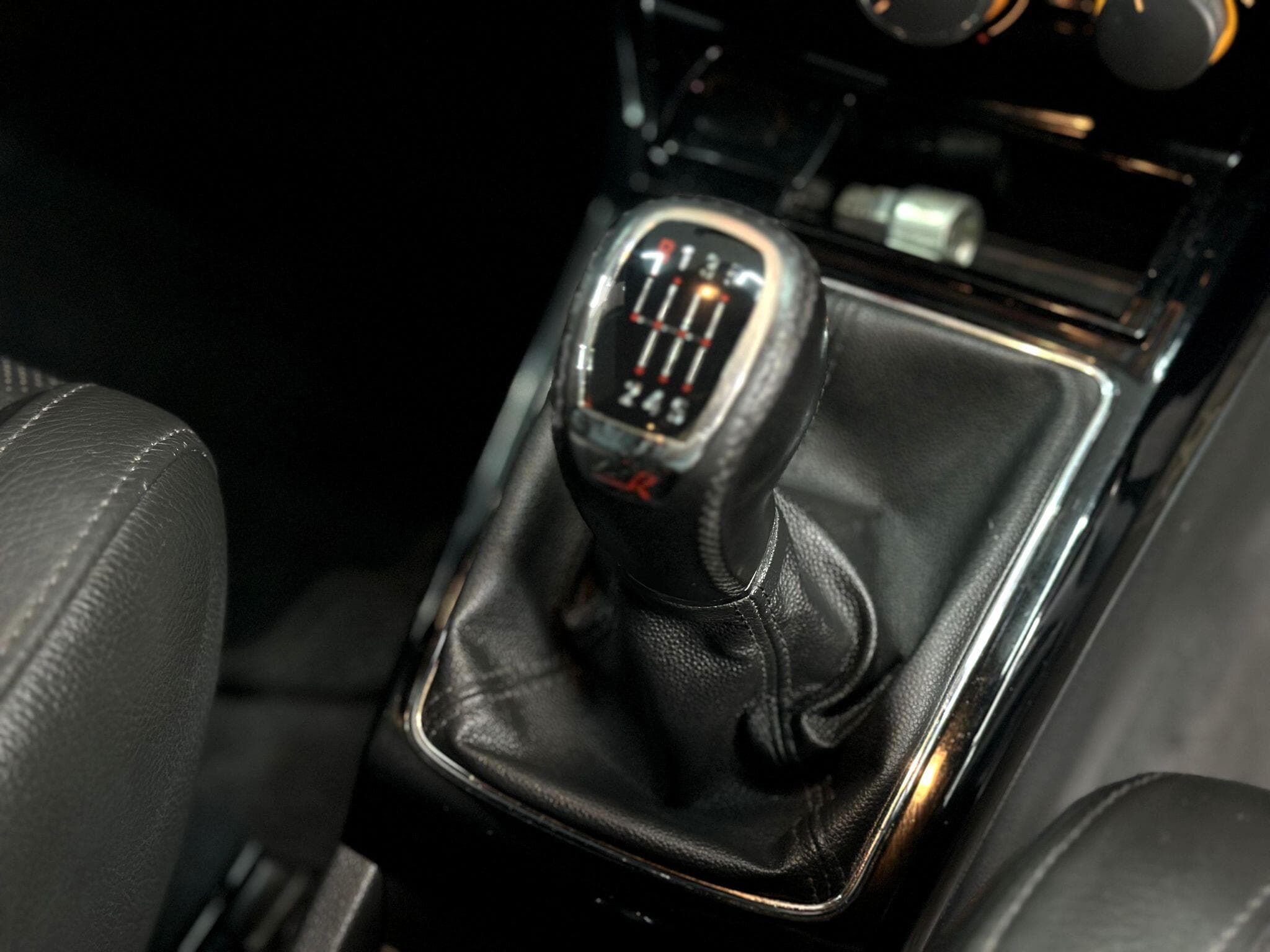 2010 Vauxhall Astra - Thumbnail 32