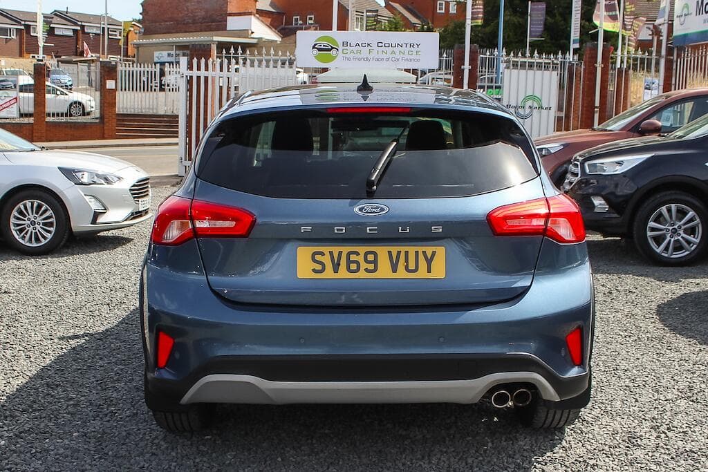 2019 Ford Focus - Thumbnail 7