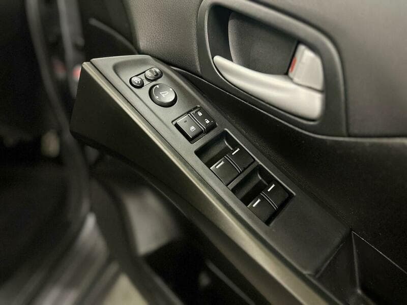 2015 Honda Civic - Thumbnail 30