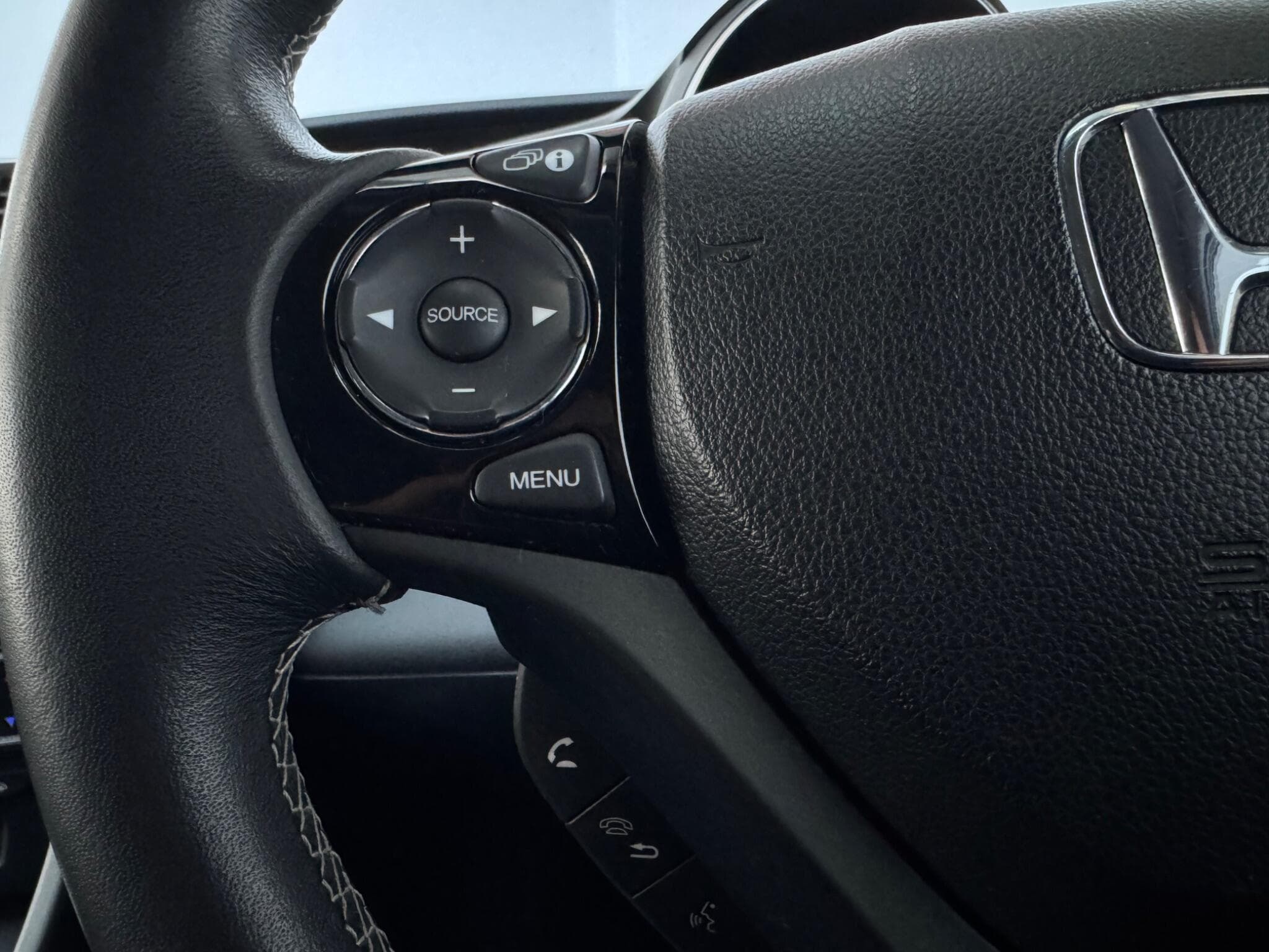 2017 Honda Civic - Thumbnail 21