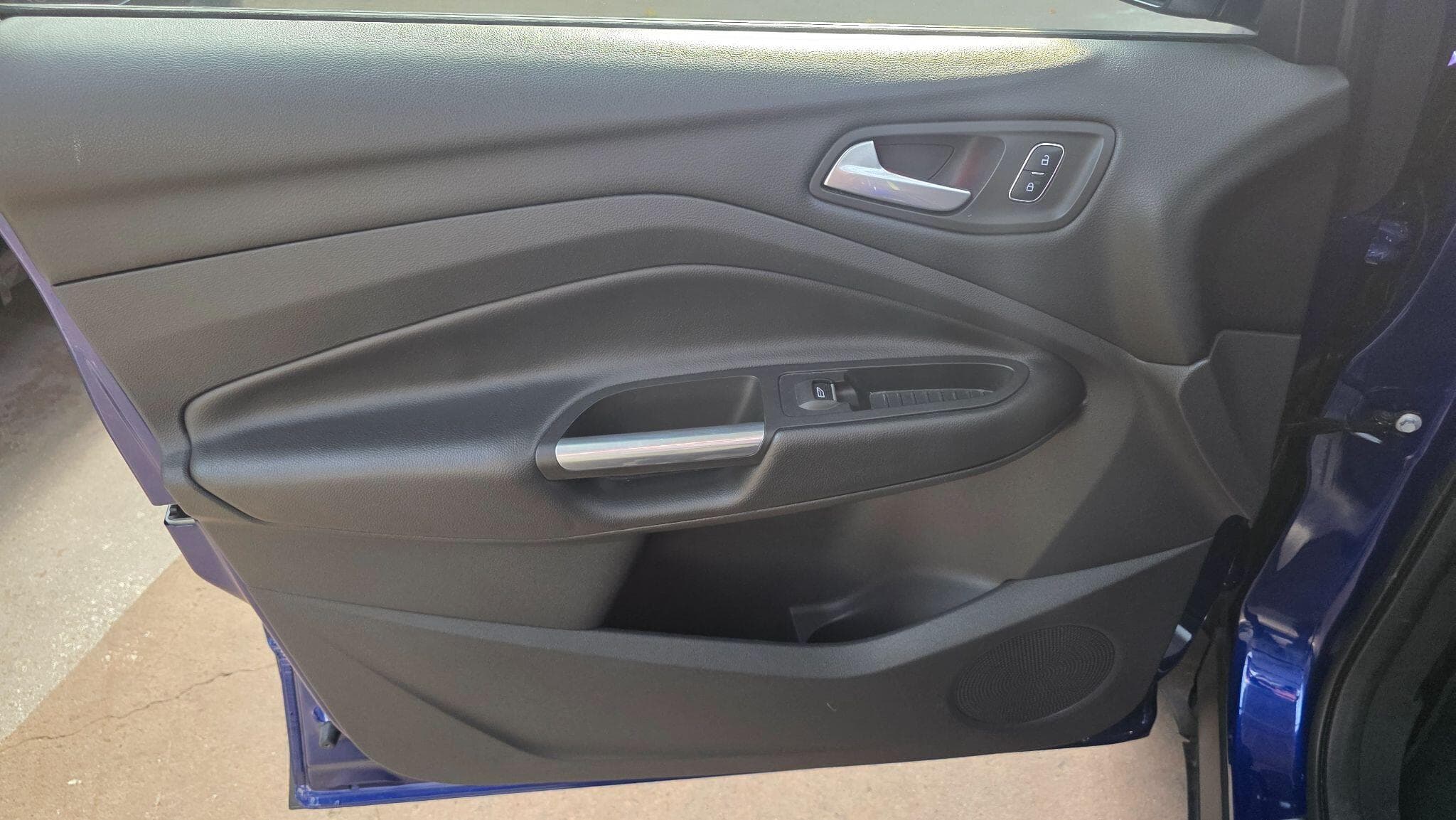 2017 Ford Kuga - Thumbnail 16