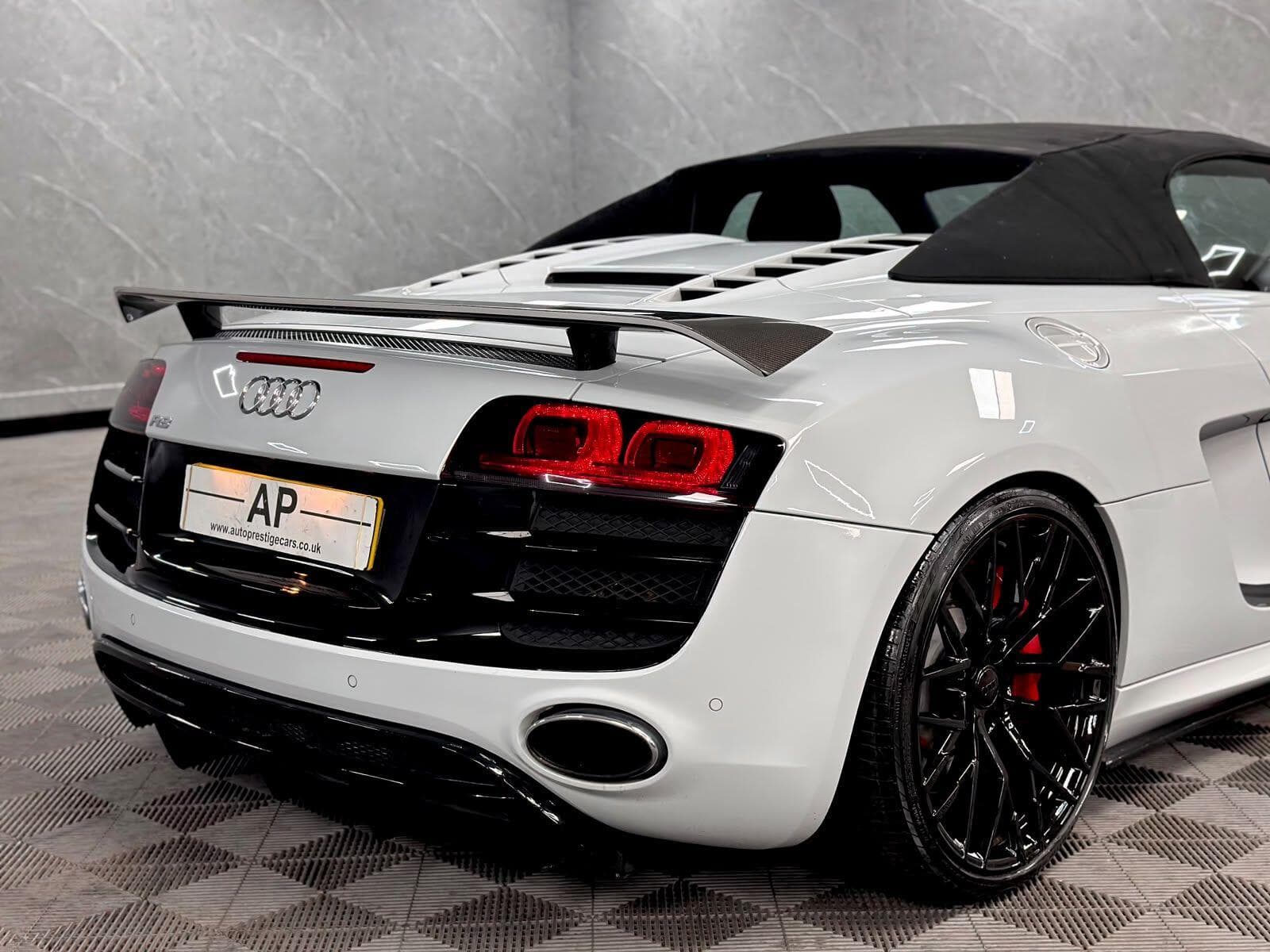 2010 Audi R8 - Thumbnail 42
