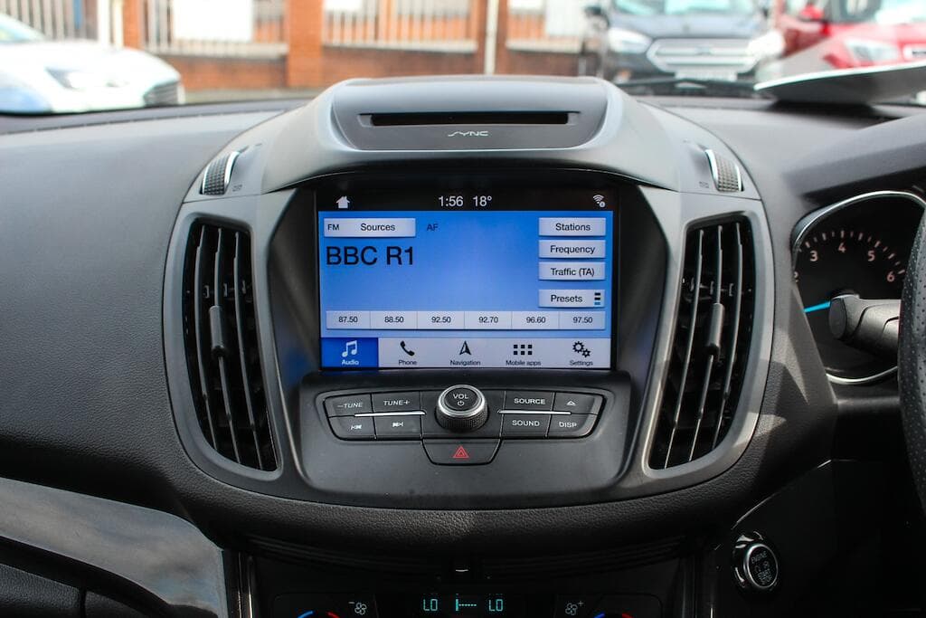 2019 Ford Kuga - Thumbnail 32