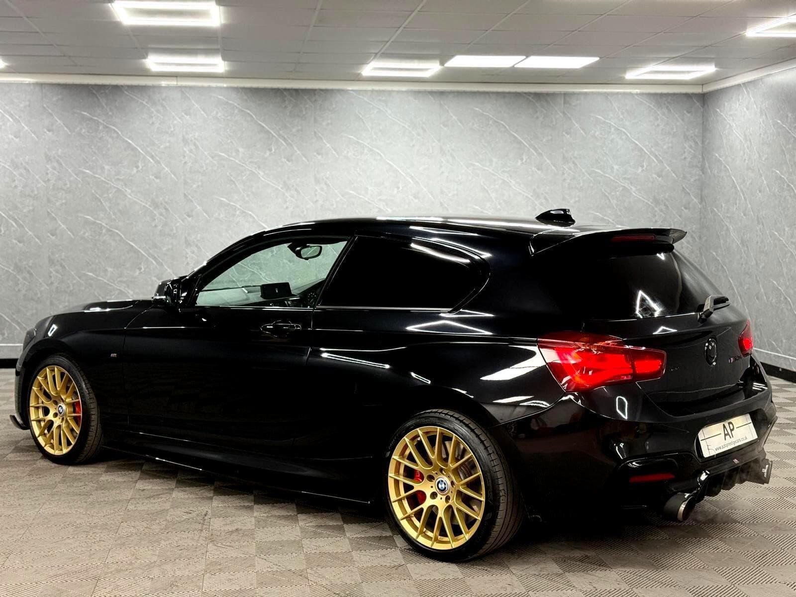 2017 BMW 1 Series - Thumbnail 34