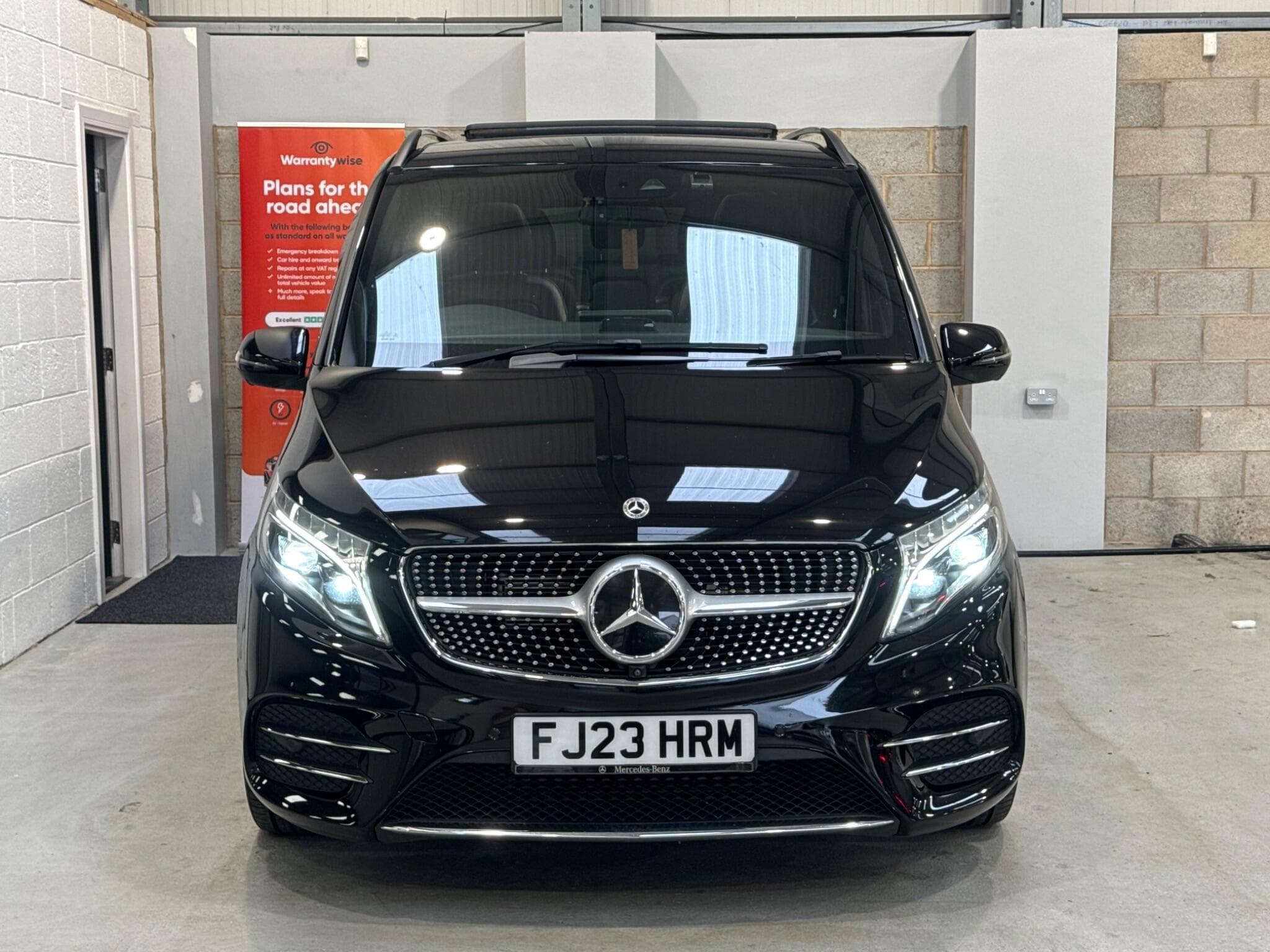 2023 Mercedes-Benz V Class - Thumbnail 7