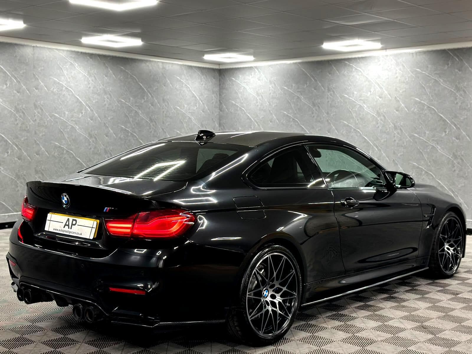 2017 BMW M4 - Thumbnail 44