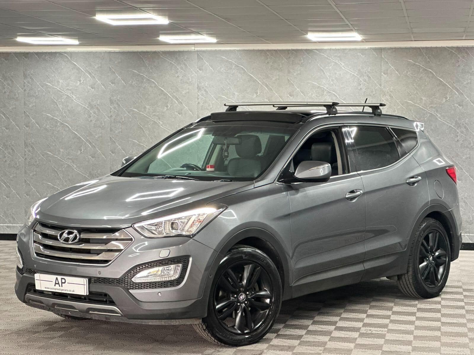 2013 Hyundai Santa Fe - Thumbnail 25