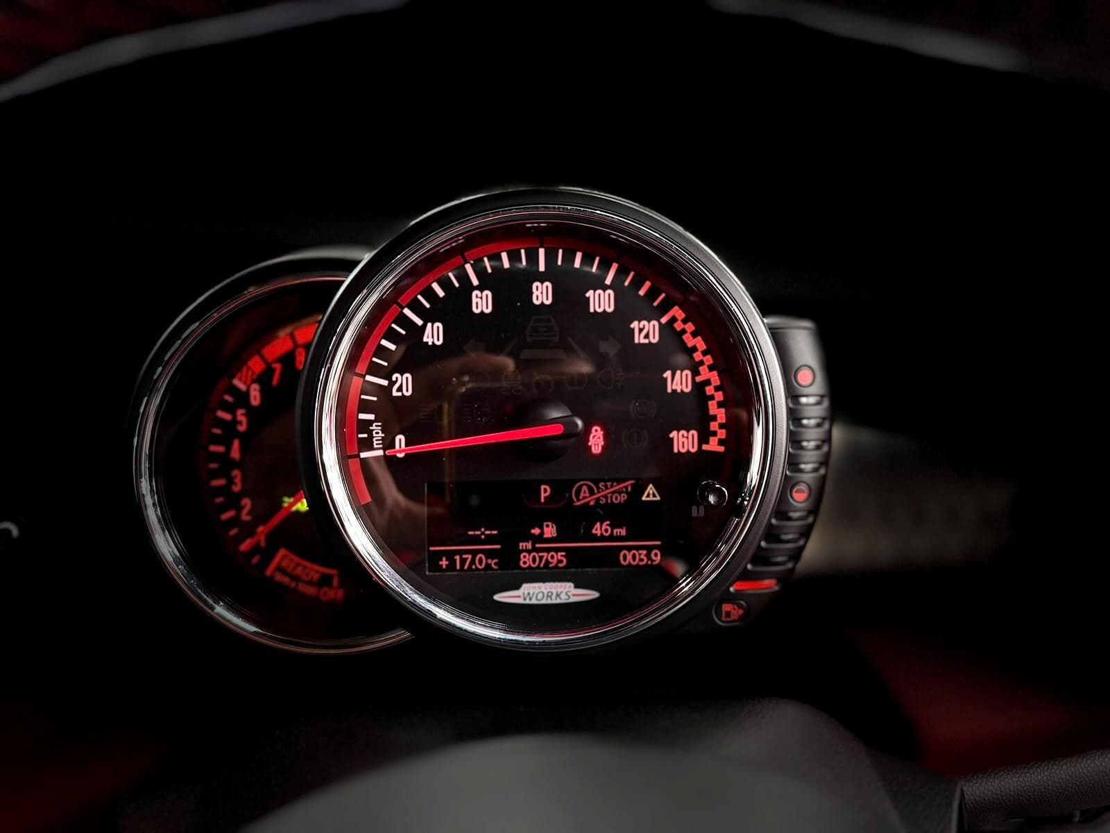2015 MINI Hatch - Thumbnail 47