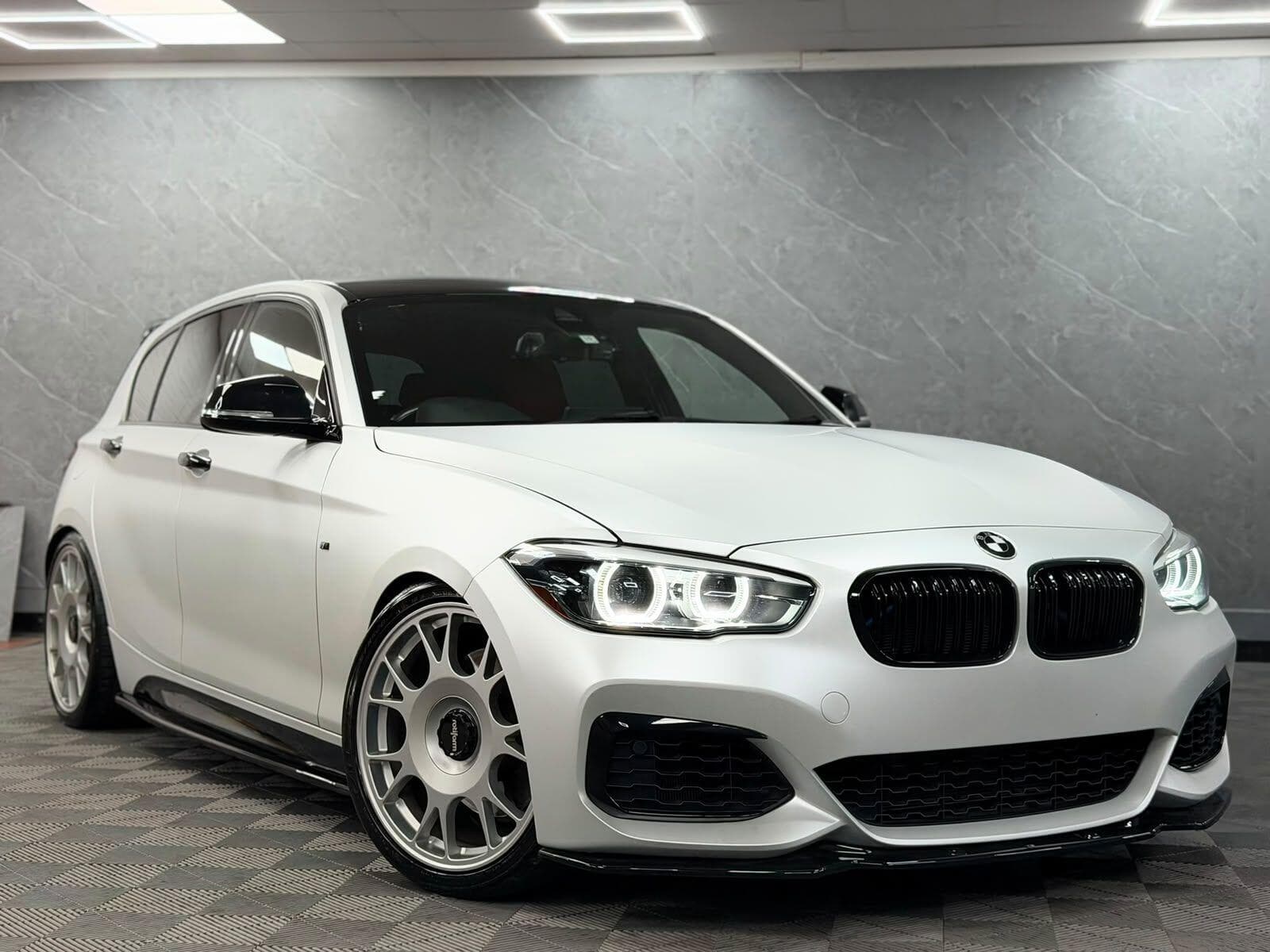 2017 BMW 1 Series - Image 3
