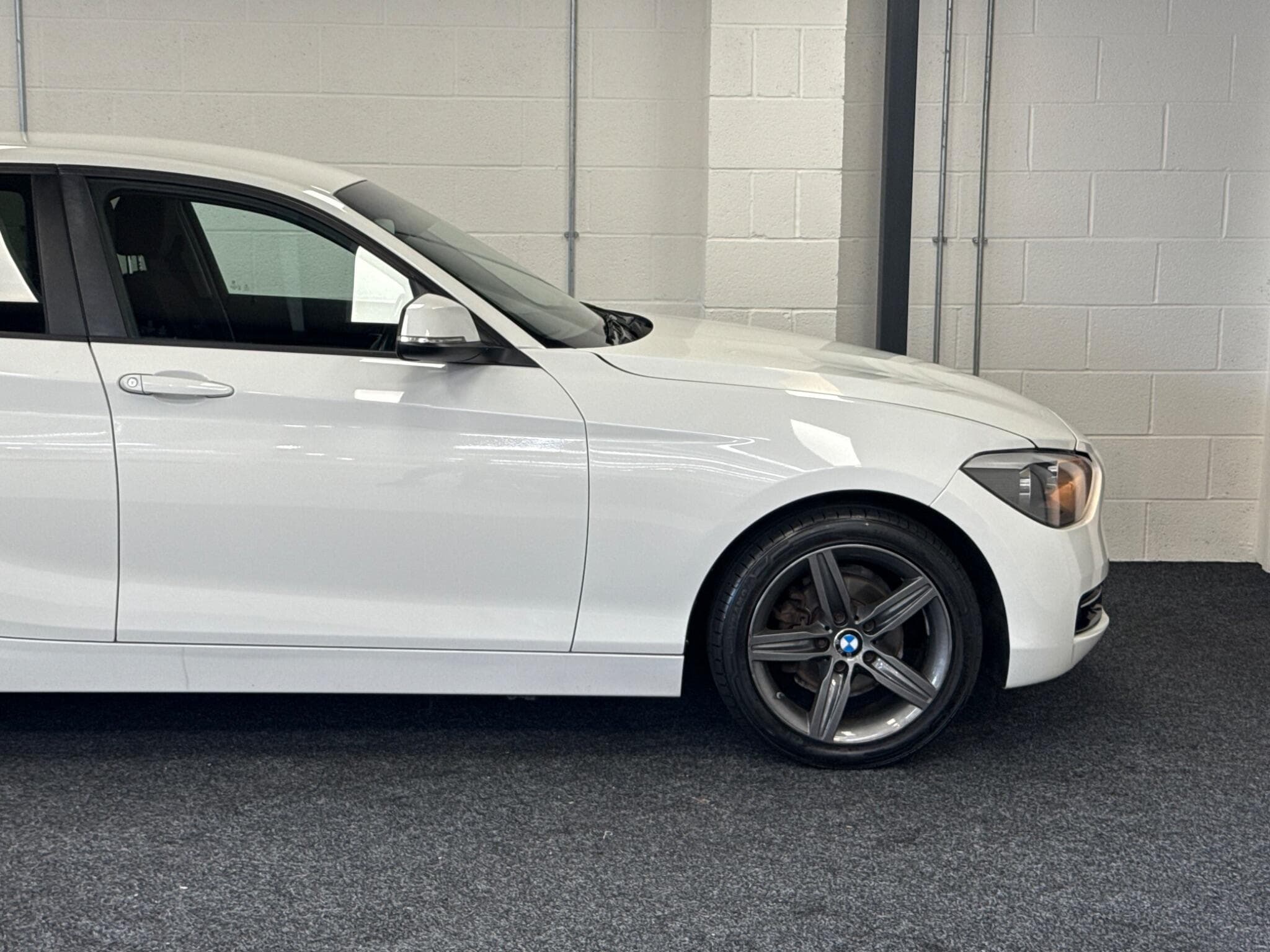 2014 BMW 1 Series - Thumbnail 9