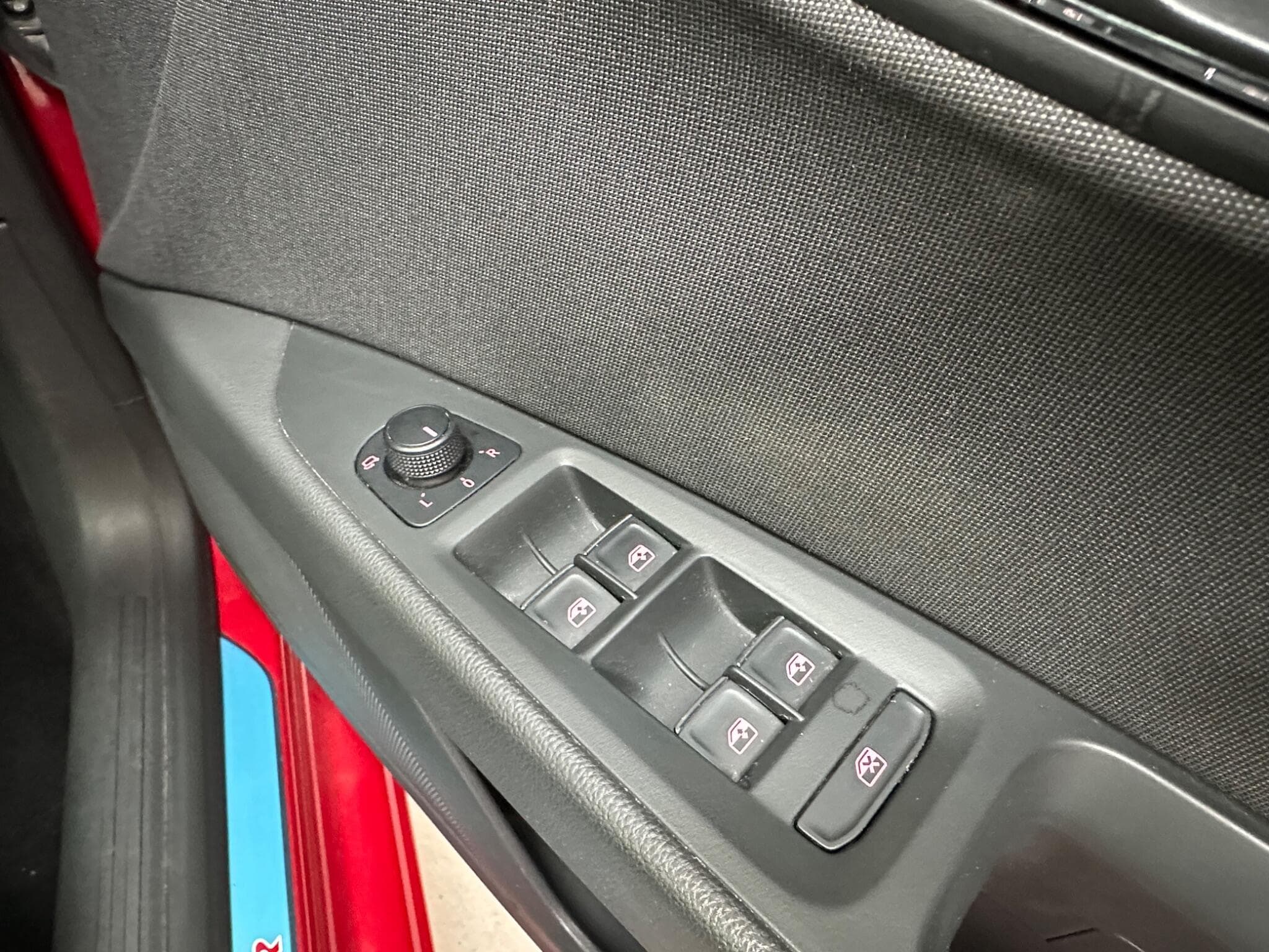 2018 SEAT Leon - Thumbnail 23