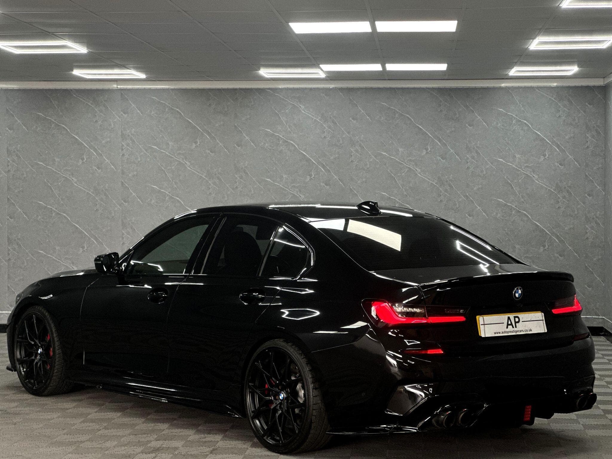 2019 BMW 3 Series - Thumbnail 20