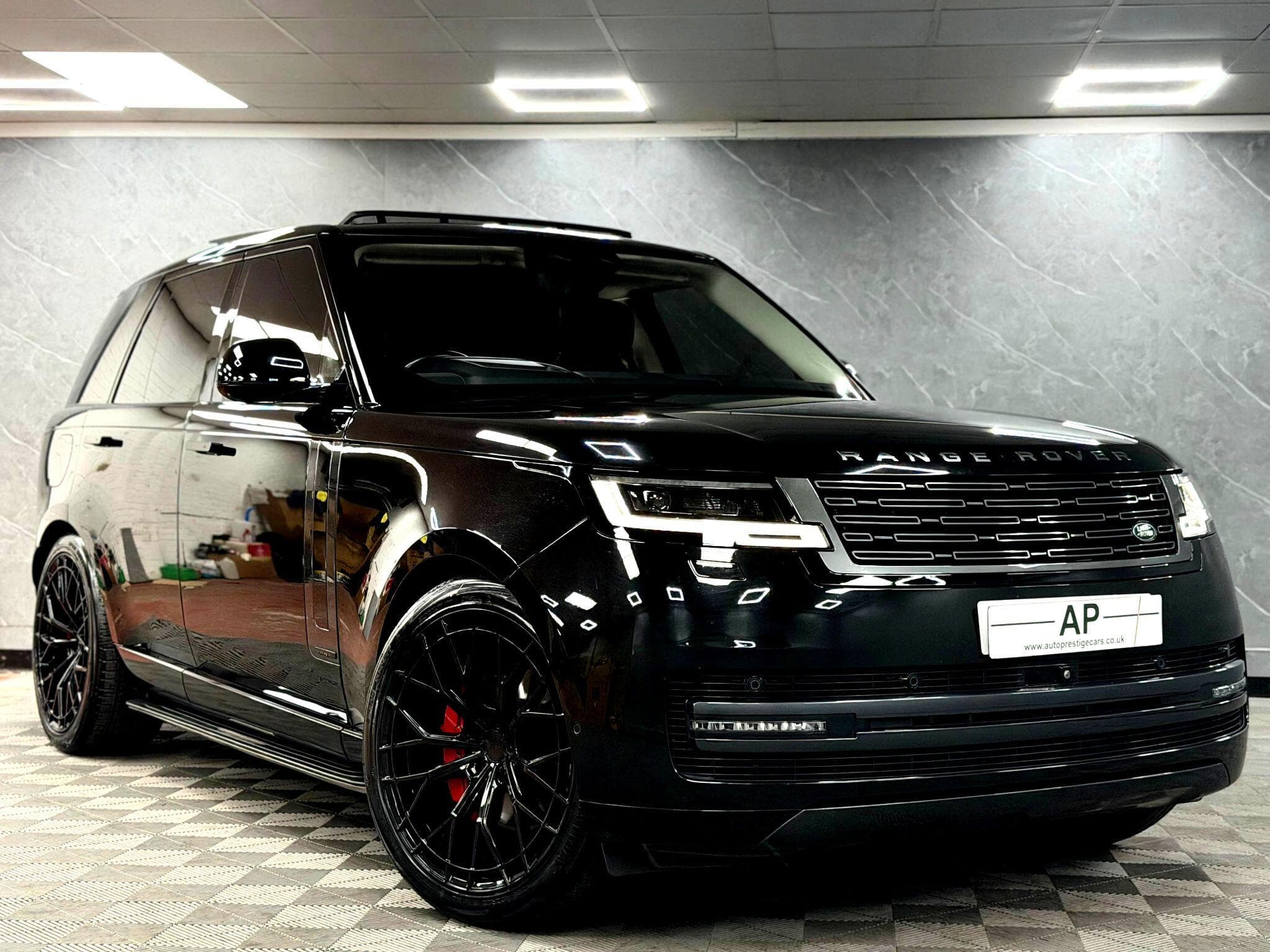2022 Land Rover Range Rover - Thumbnail 8