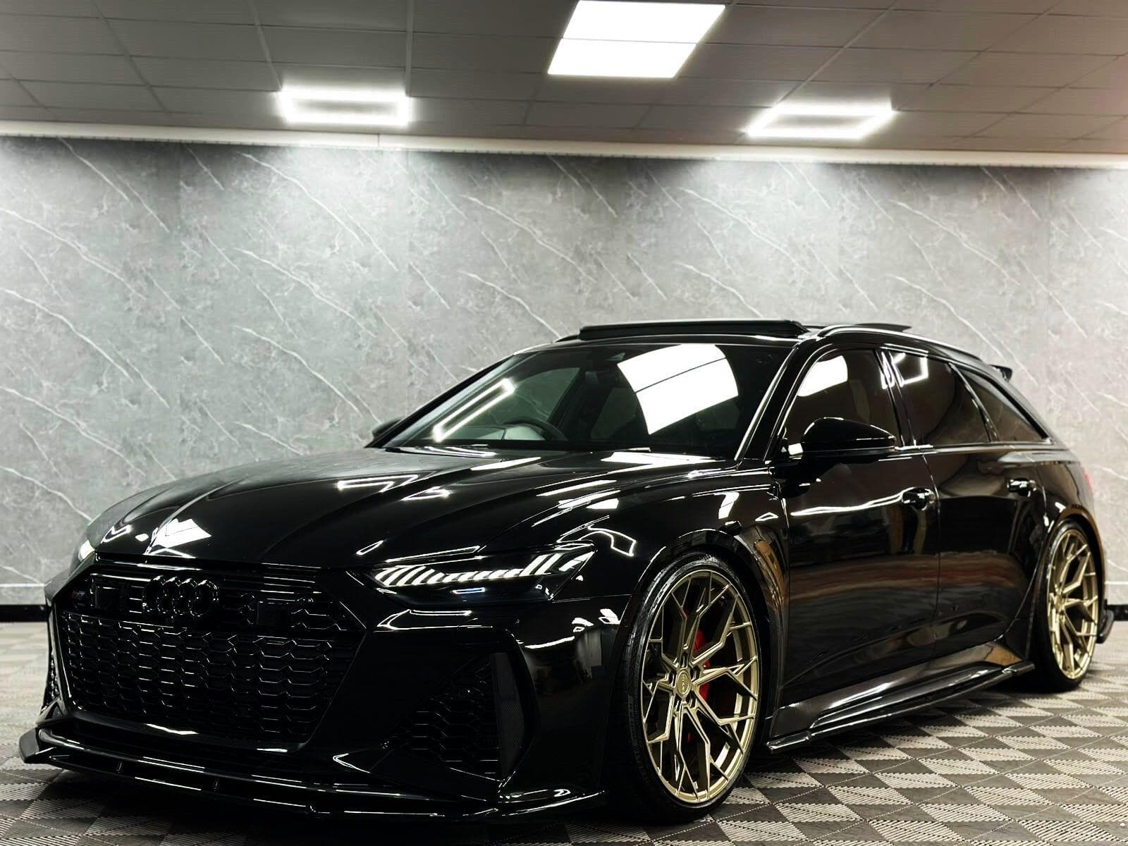 2020 Audi RS6 Avant - Thumbnail 45