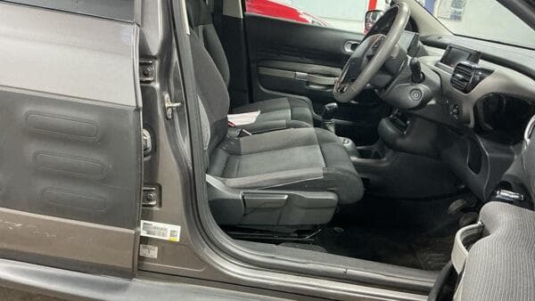 2018 Citroen C4 Cactus - Thumbnail 9