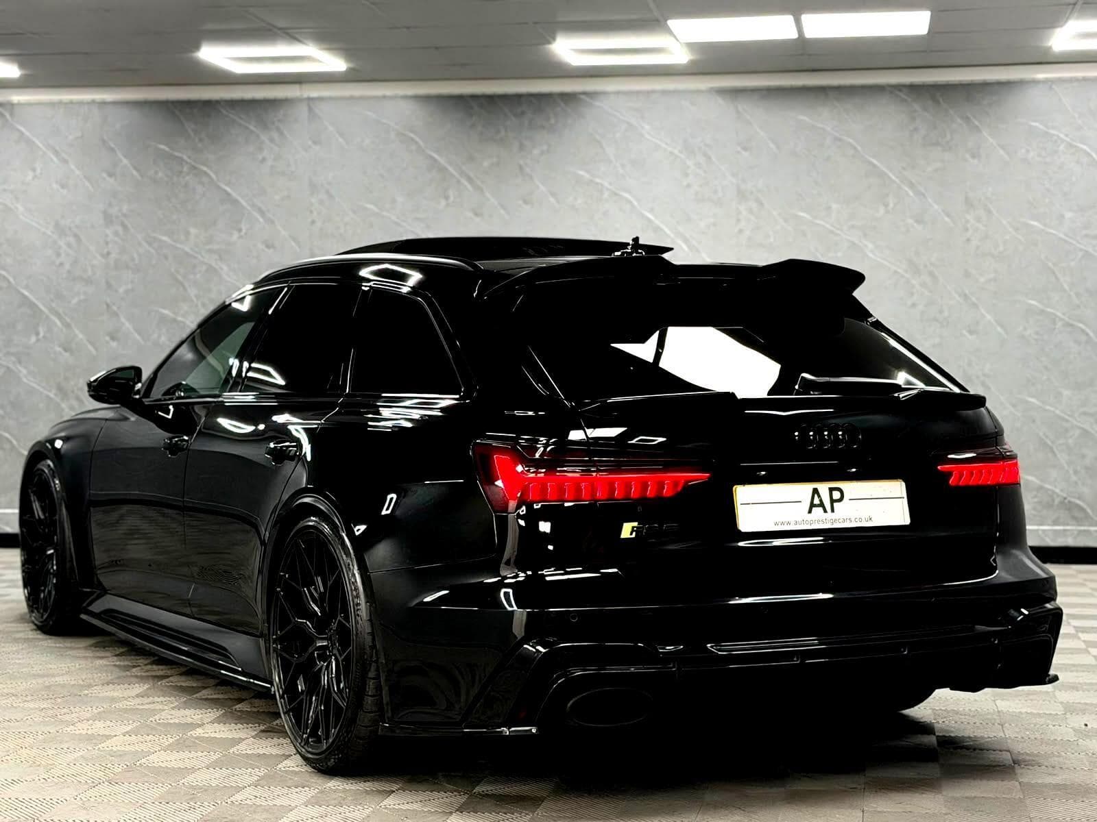 2021 Audi RS6 Avant - Thumbnail 22