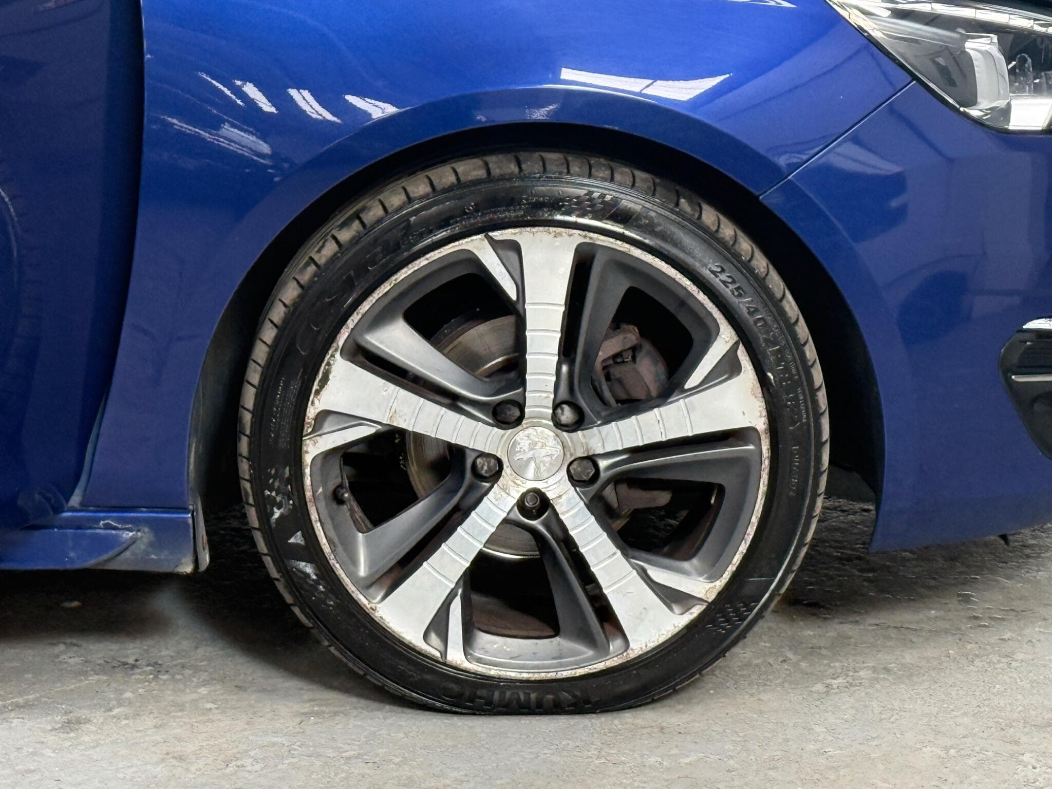 2015 Peugeot 308 - Thumbnail 18