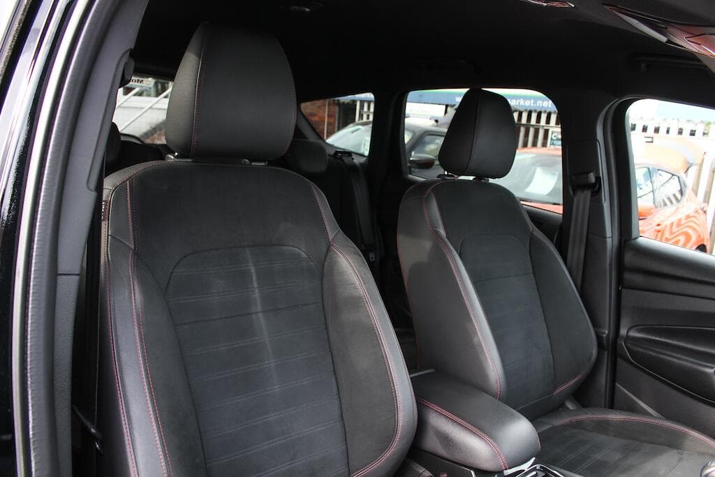 2019 Ford Kuga - Thumbnail 15