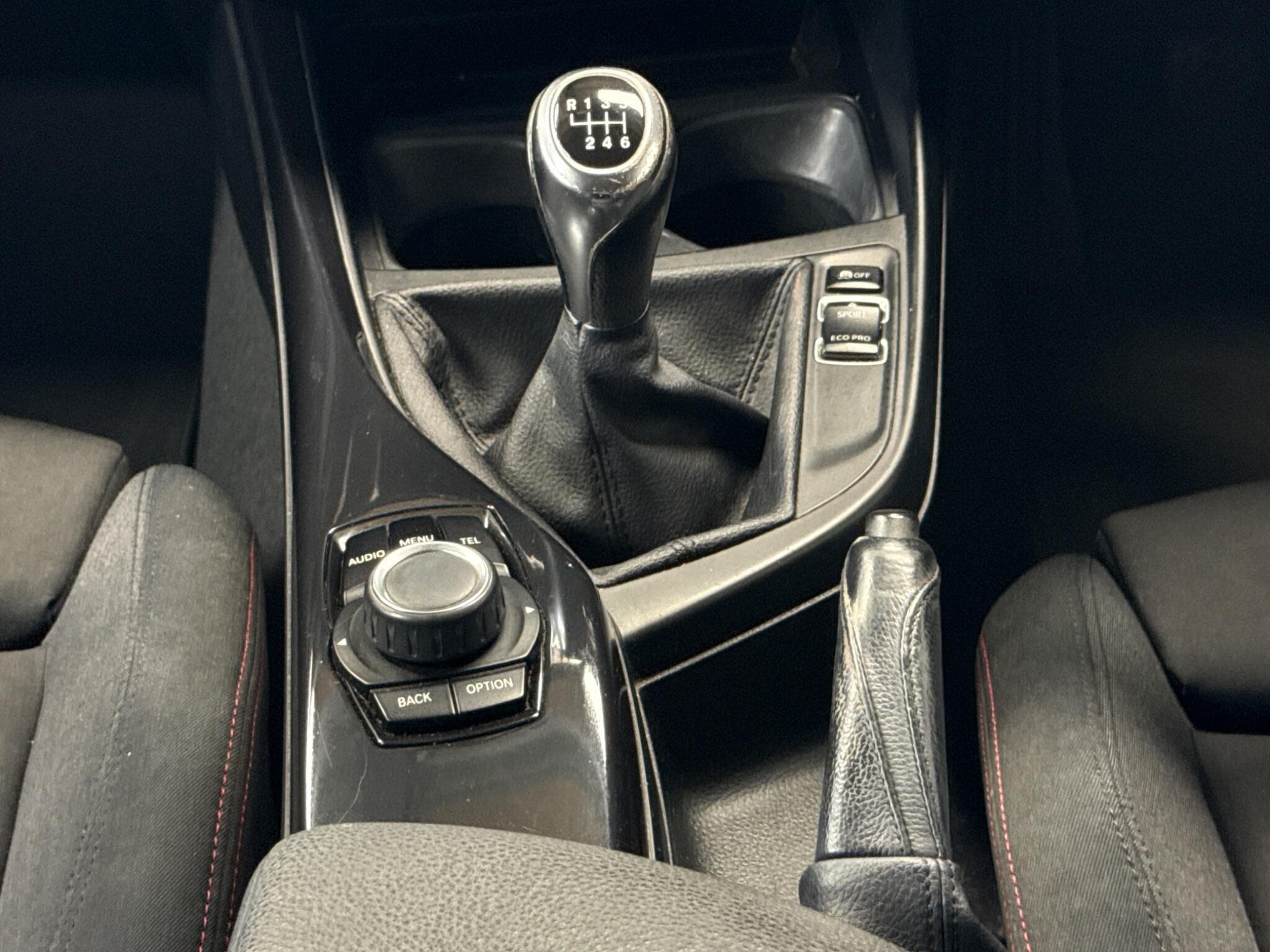 2014 BMW 1 Series - Thumbnail 17