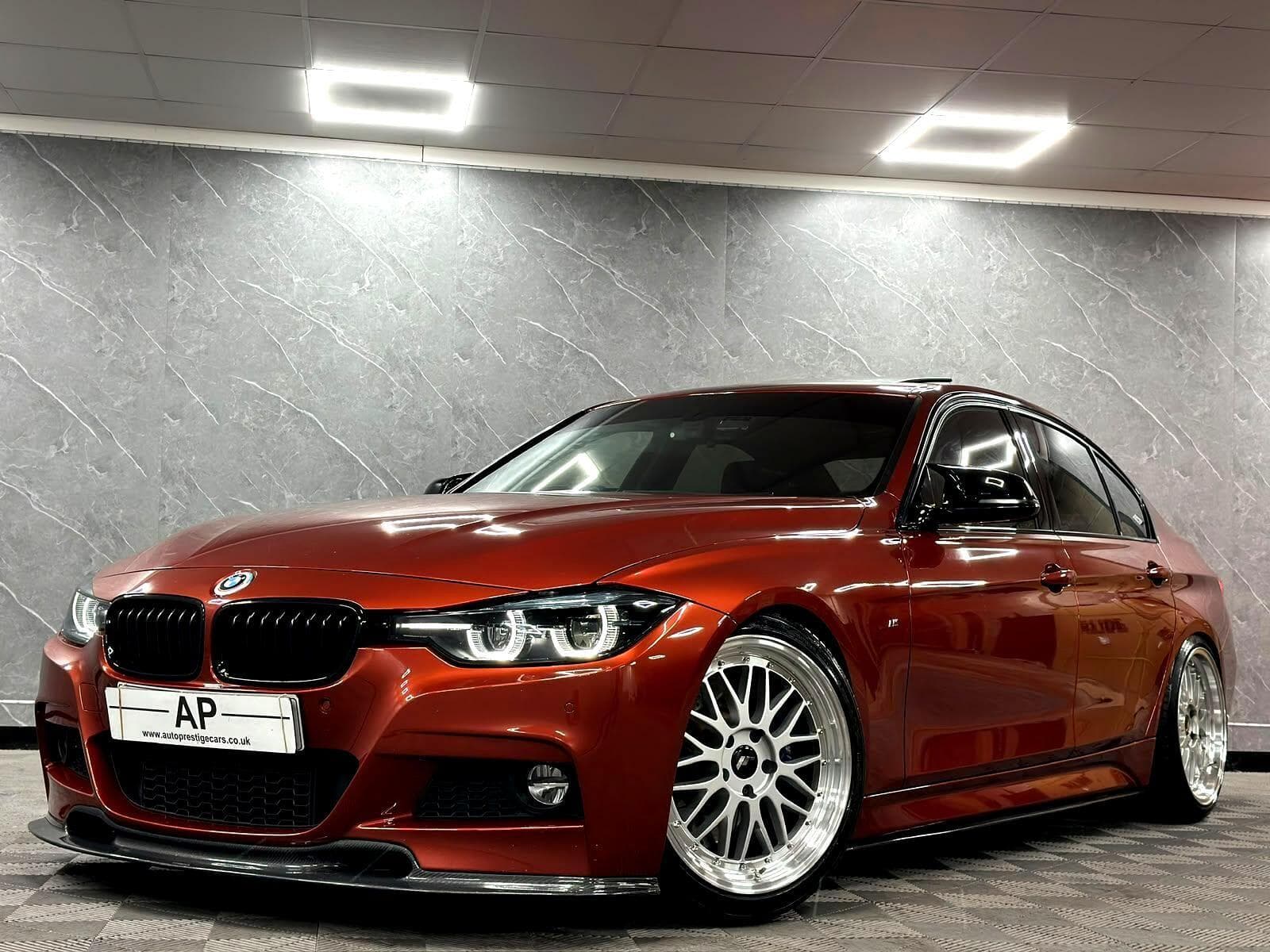 2017 BMW 3 Series - Image 1