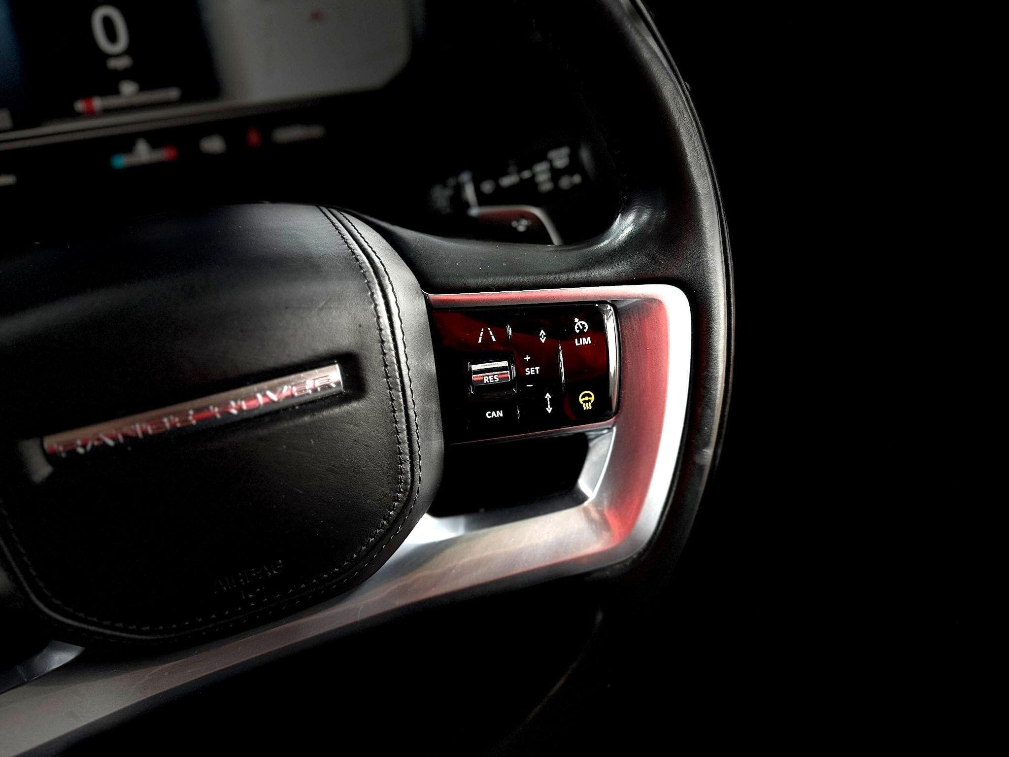 2022 Land Rover Range Rover - Thumbnail 46