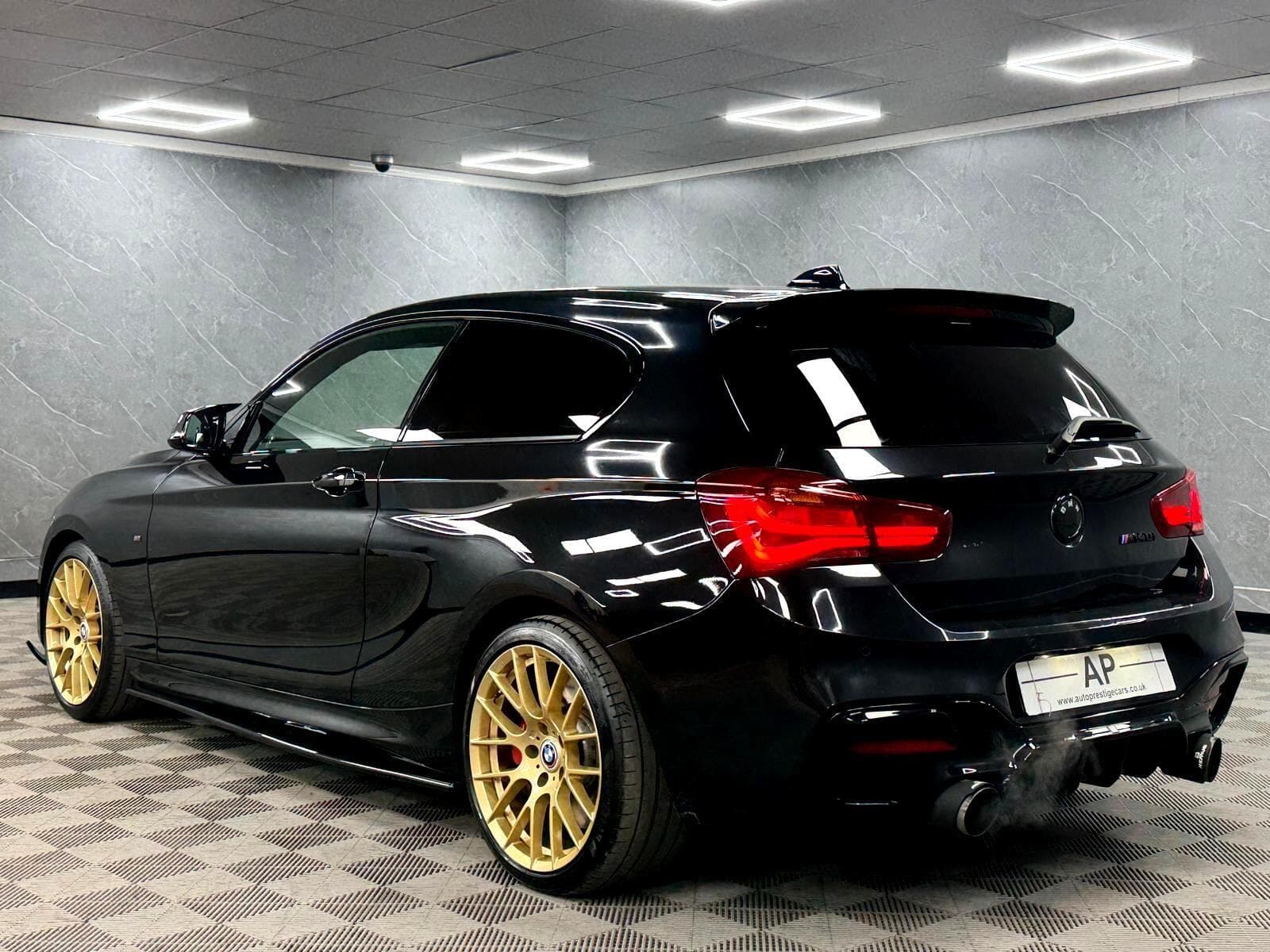 2017 BMW 1 Series - Thumbnail 6