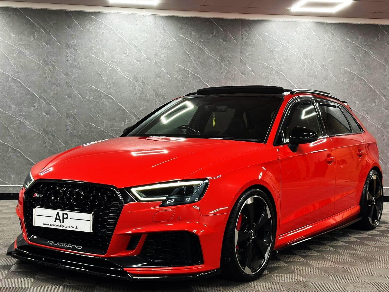 2018 Audi RS3 - Thumbnail 9