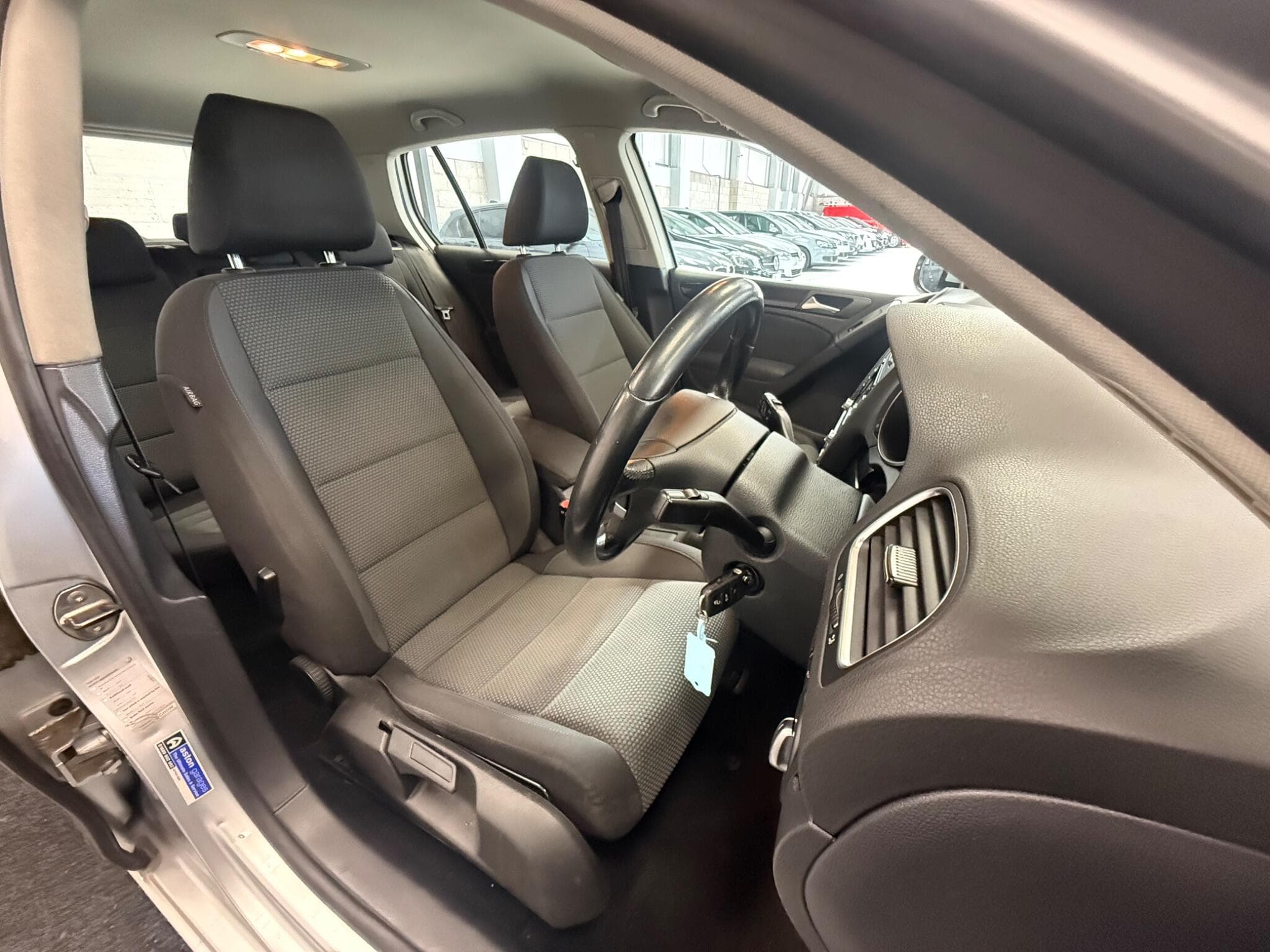 2012 Volkswagen Golf - Thumbnail 23