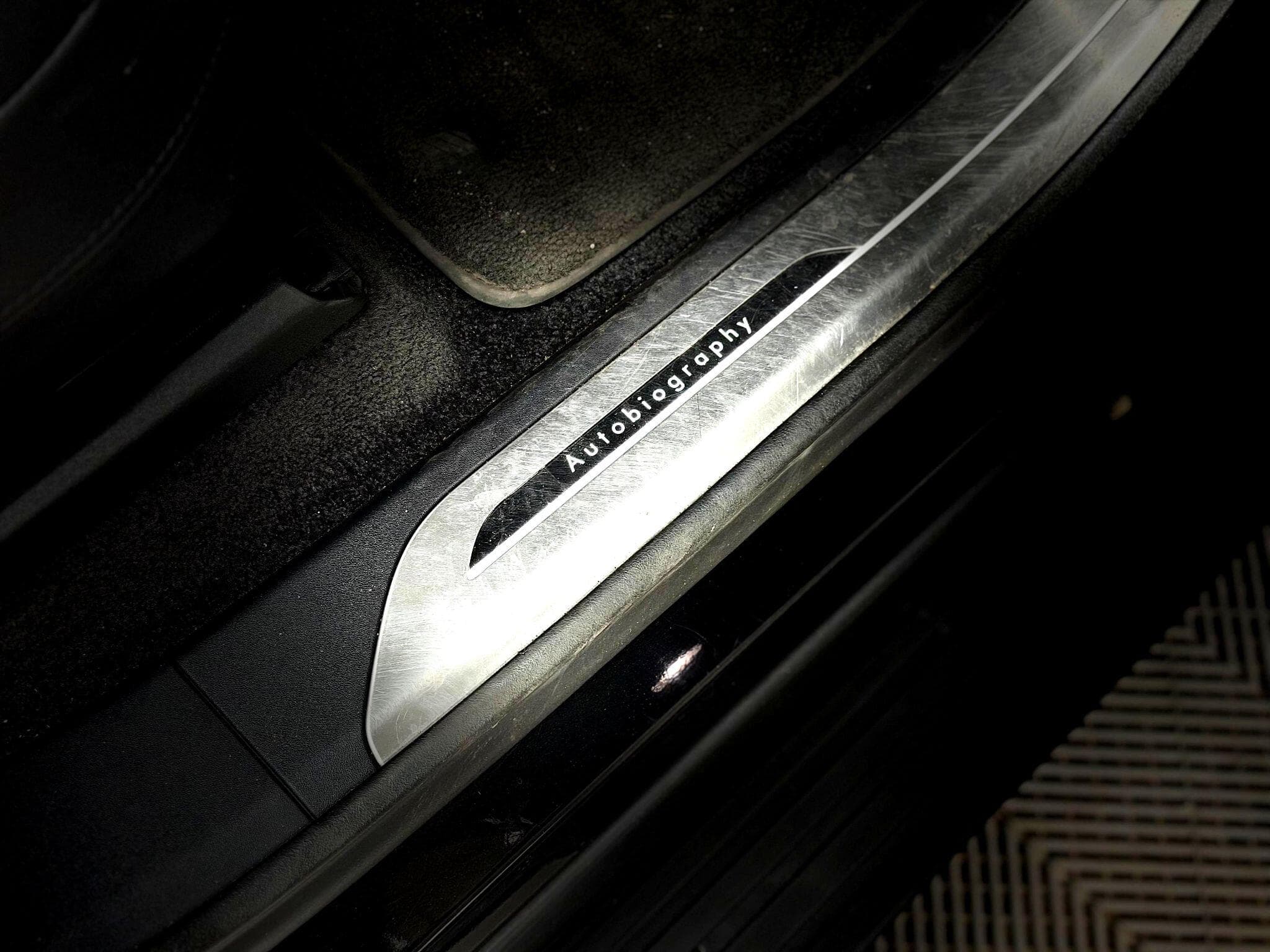 2022 Land Rover Range Rover - Thumbnail 44