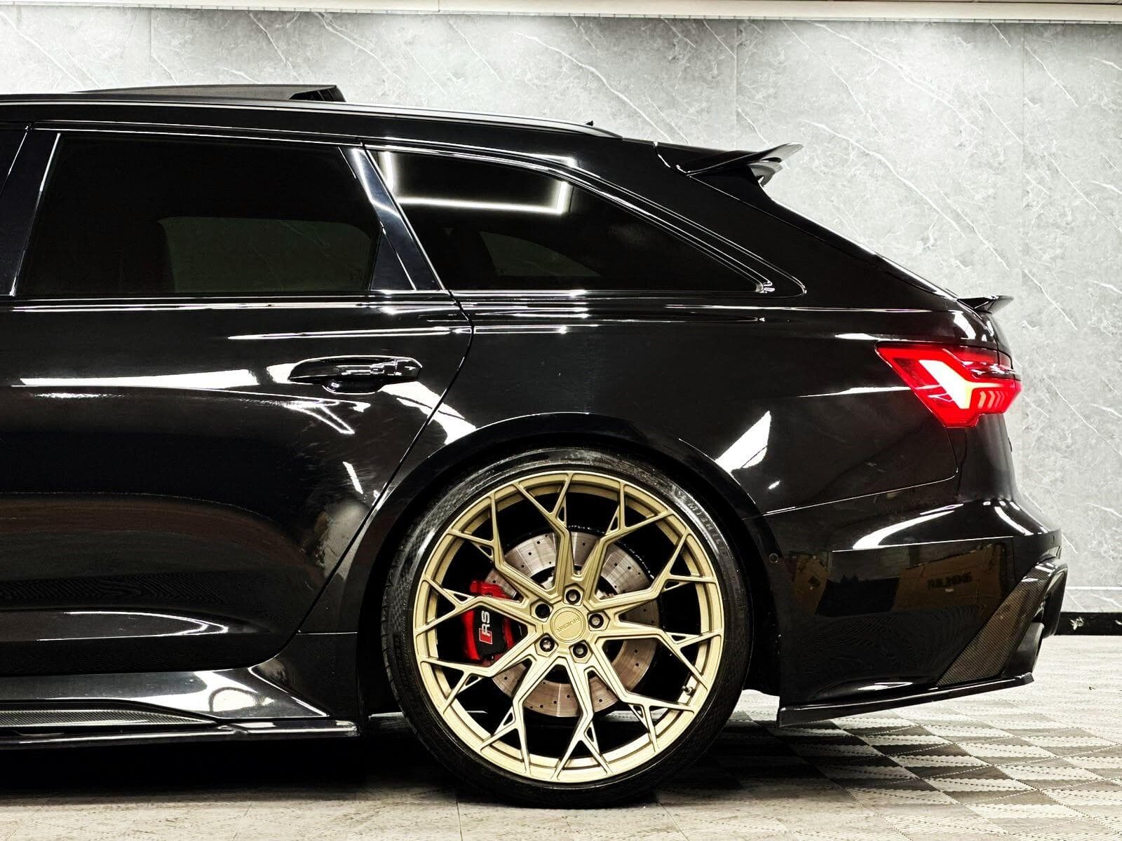 2020 Audi RS6 Avant - Thumbnail 32