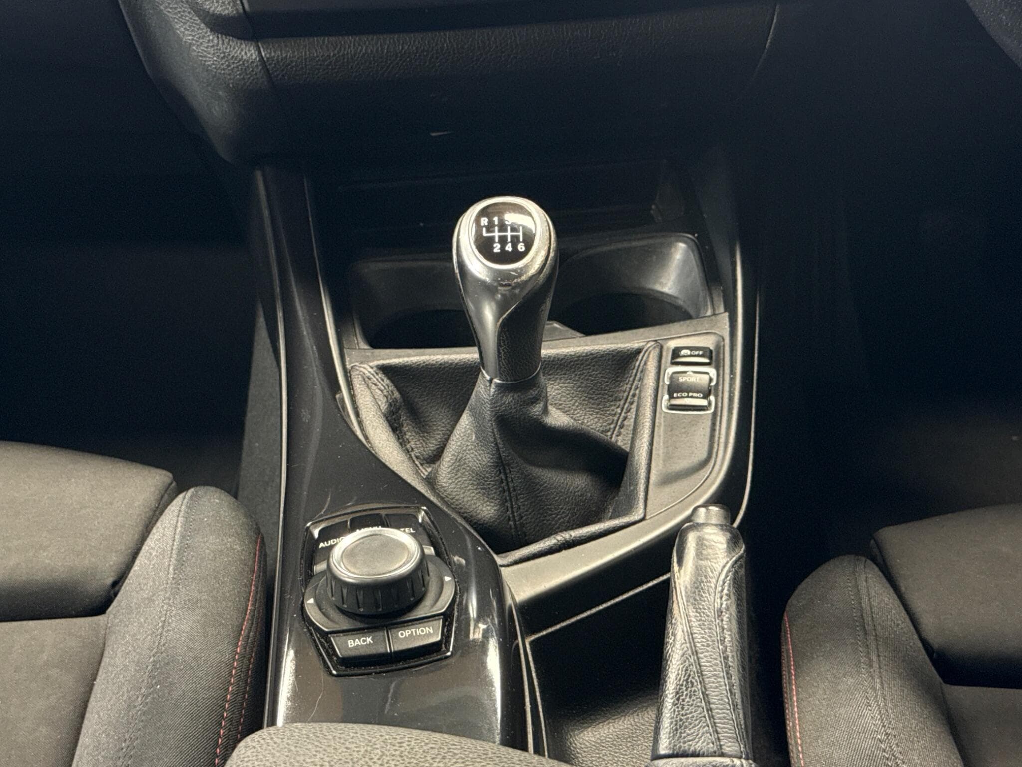 2014 BMW 1 Series - Thumbnail 16