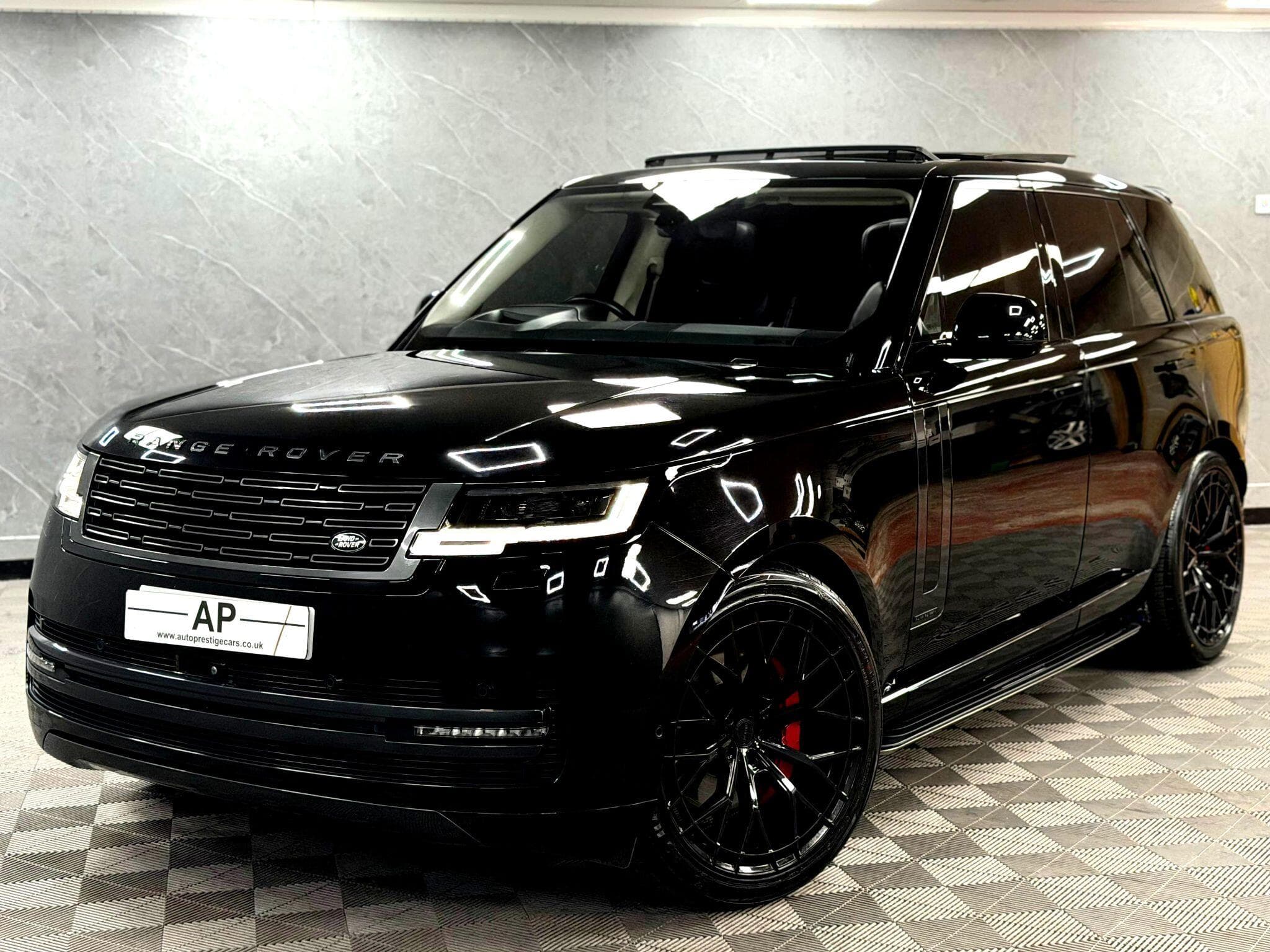 2022 Land Rover Range Rover - Thumbnail 15