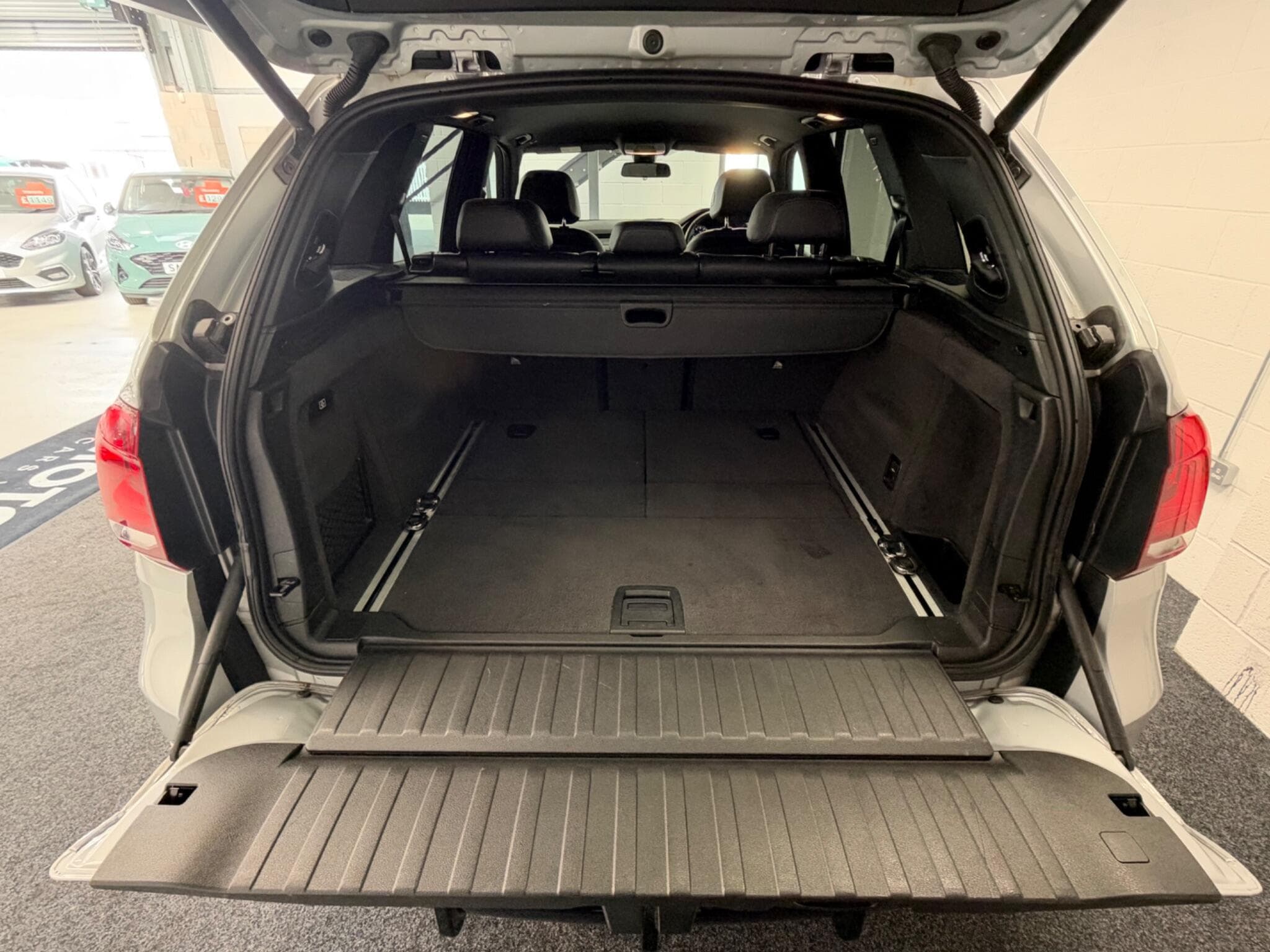 2017 BMW X5 - Thumbnail 39