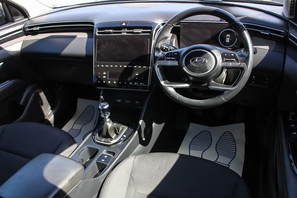 2021 Hyundai TUCSON - Thumbnail 16