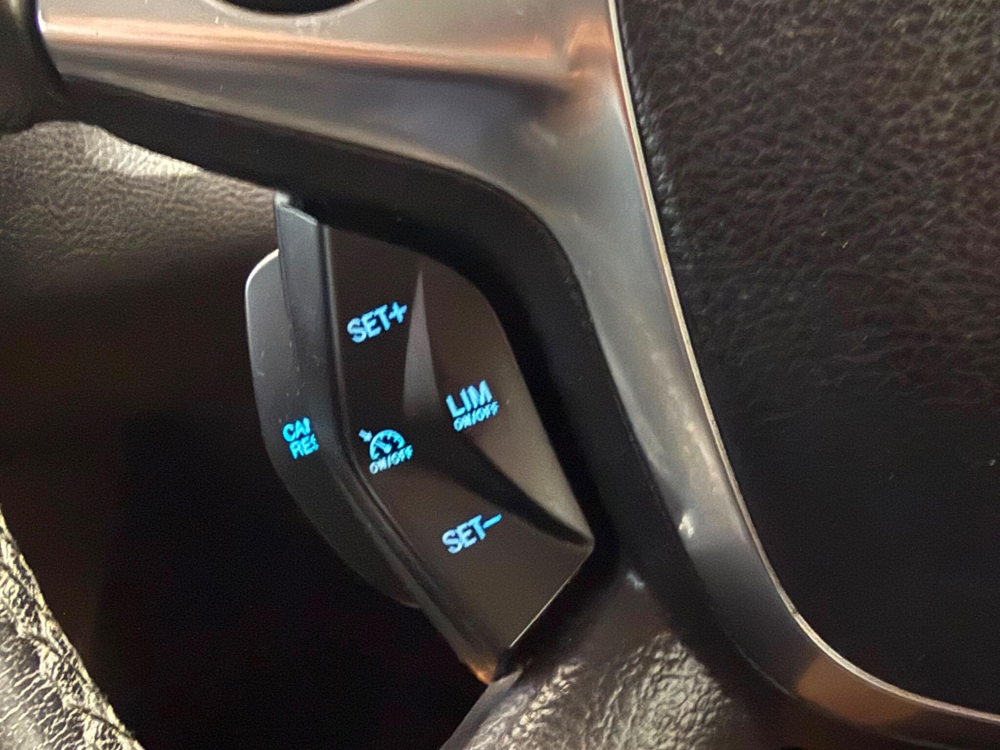 2012 Ford Focus - Thumbnail 32